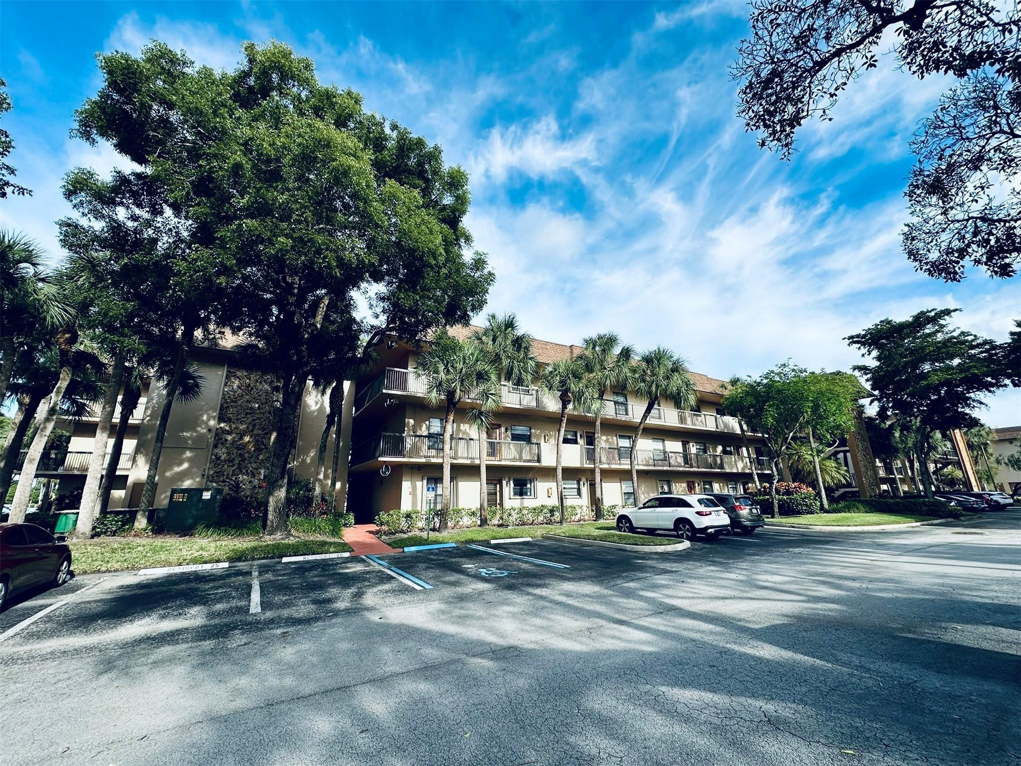 LAKES OF CARRIAGE HILLS - Residential