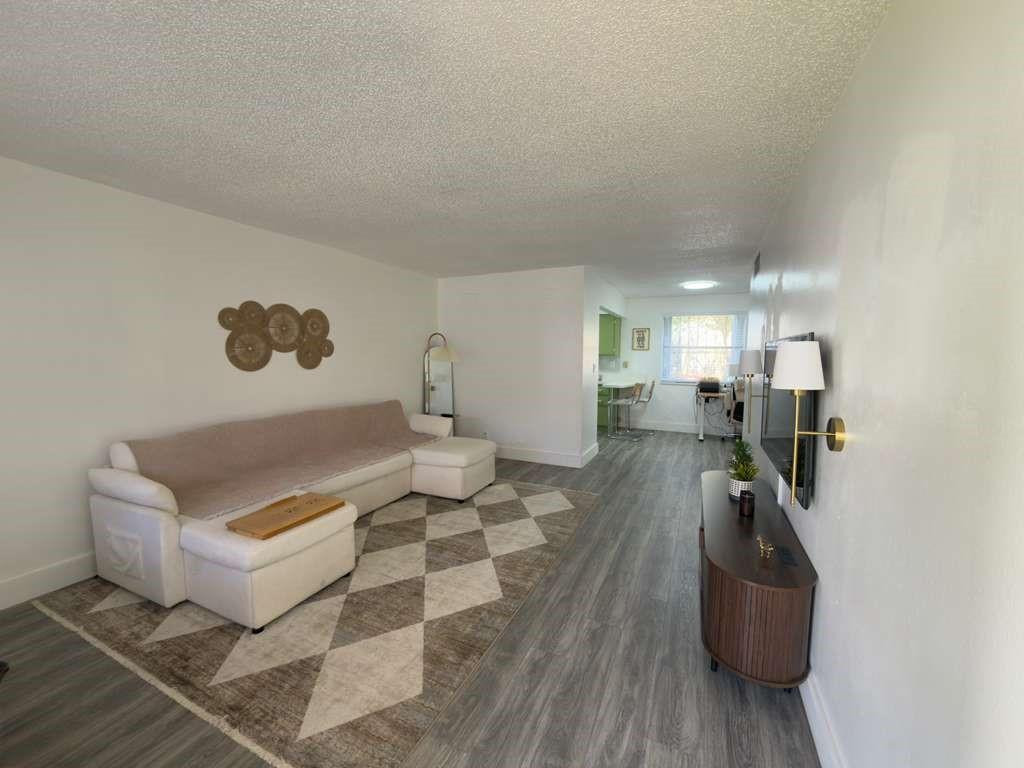 PARADISE GARDENS IV INC CONDO - Residential