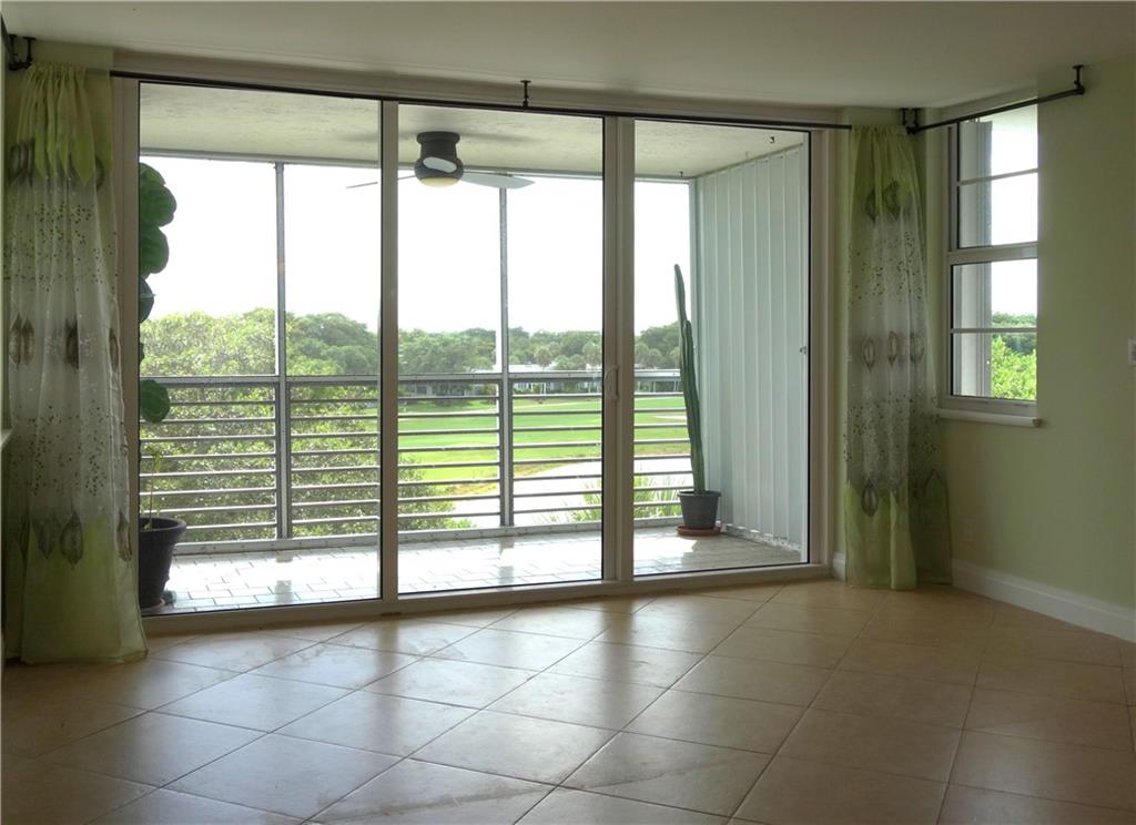 Palm Aire - Residential