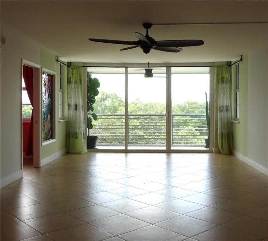 Palm Aire - Residential