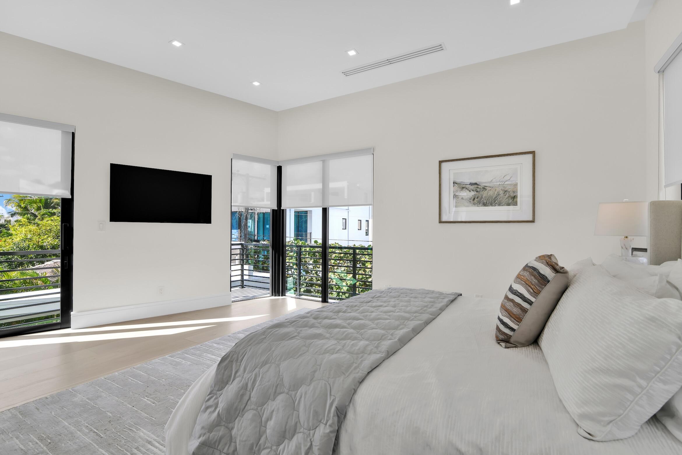 BOCA VILLAS - Residential