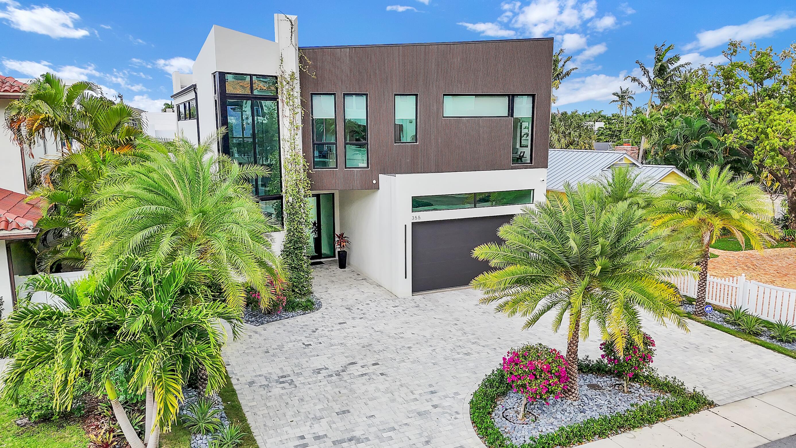 BOCA VILLAS - Residential