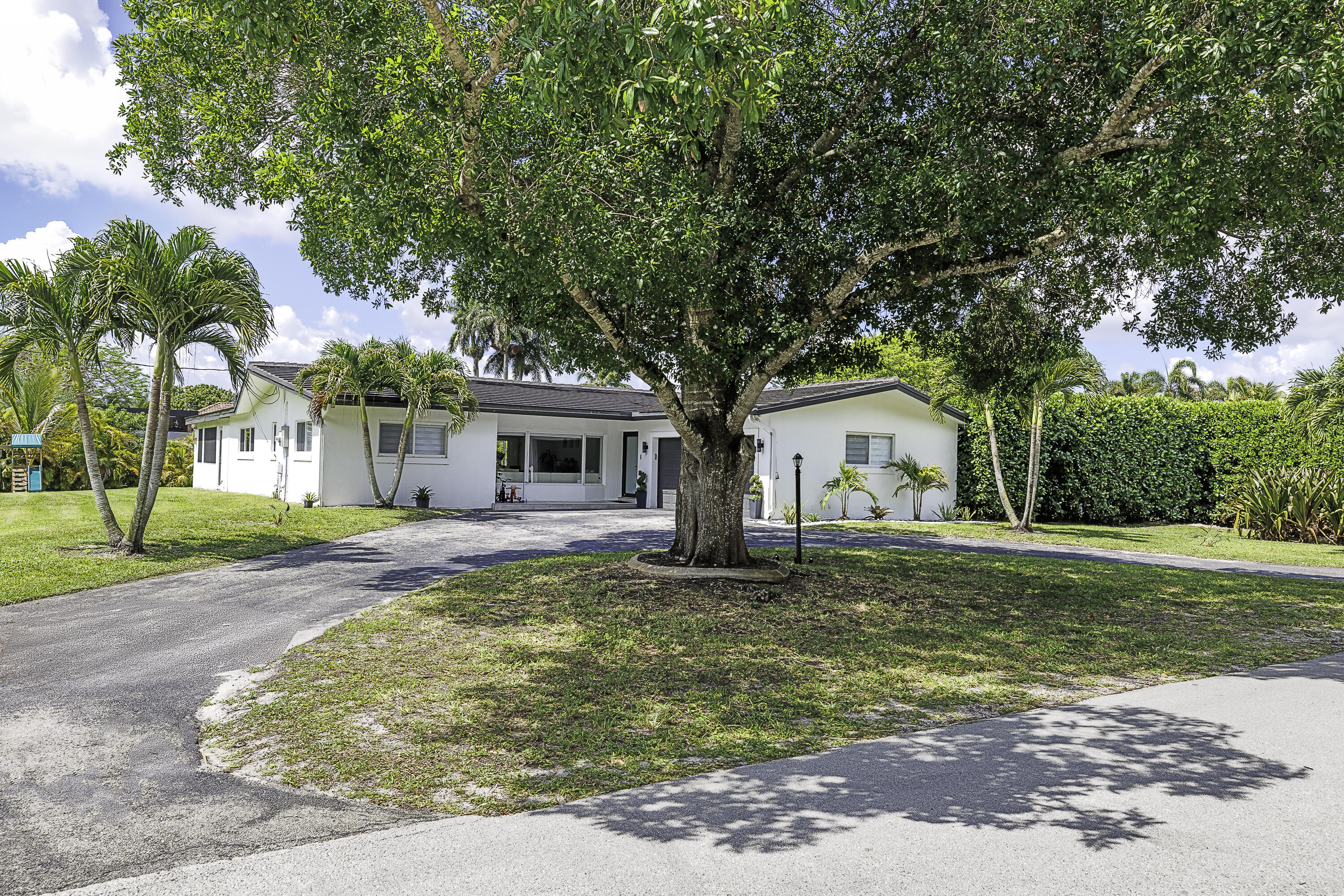 FLA FRUIT LANDS CO - Residential