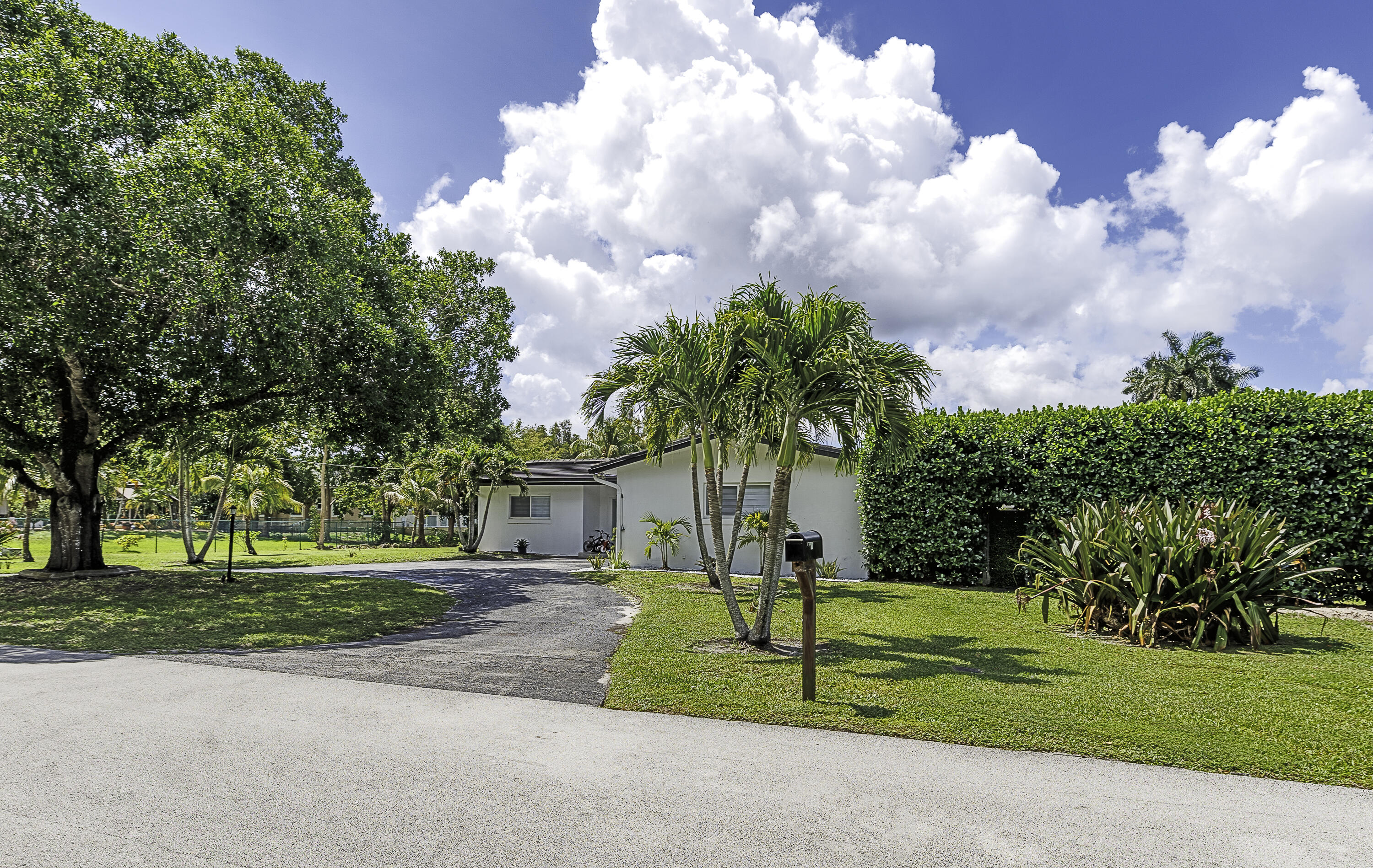 FLA FRUIT LANDS CO - Residential