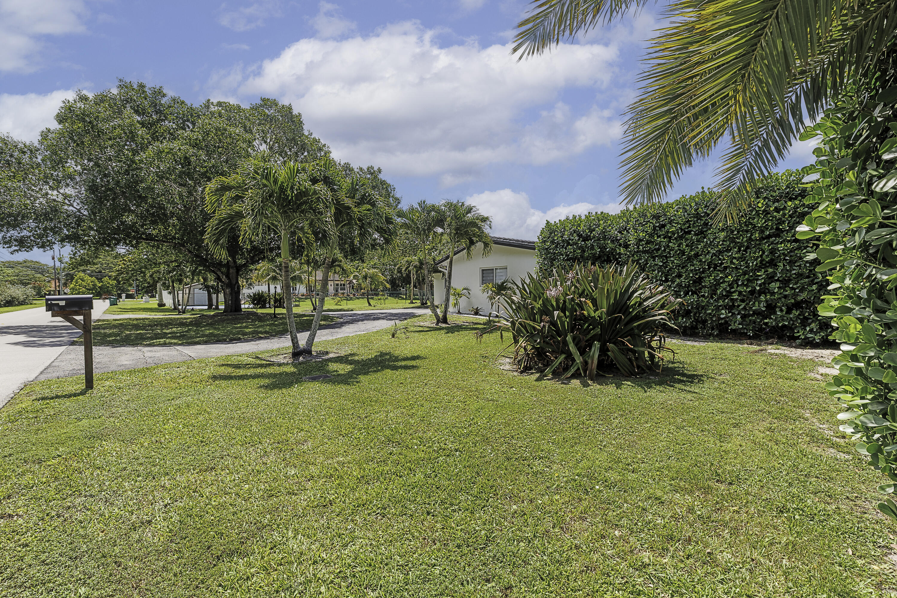 FLA FRUIT LANDS CO - Residential