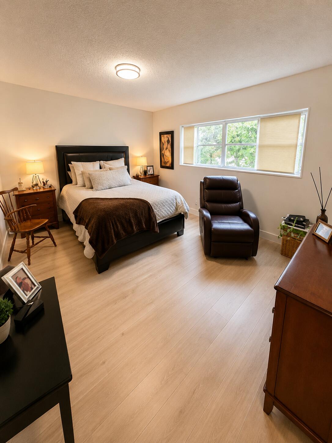 ORIOLE GOLF & TENNIS CLUB CONDO - Residential