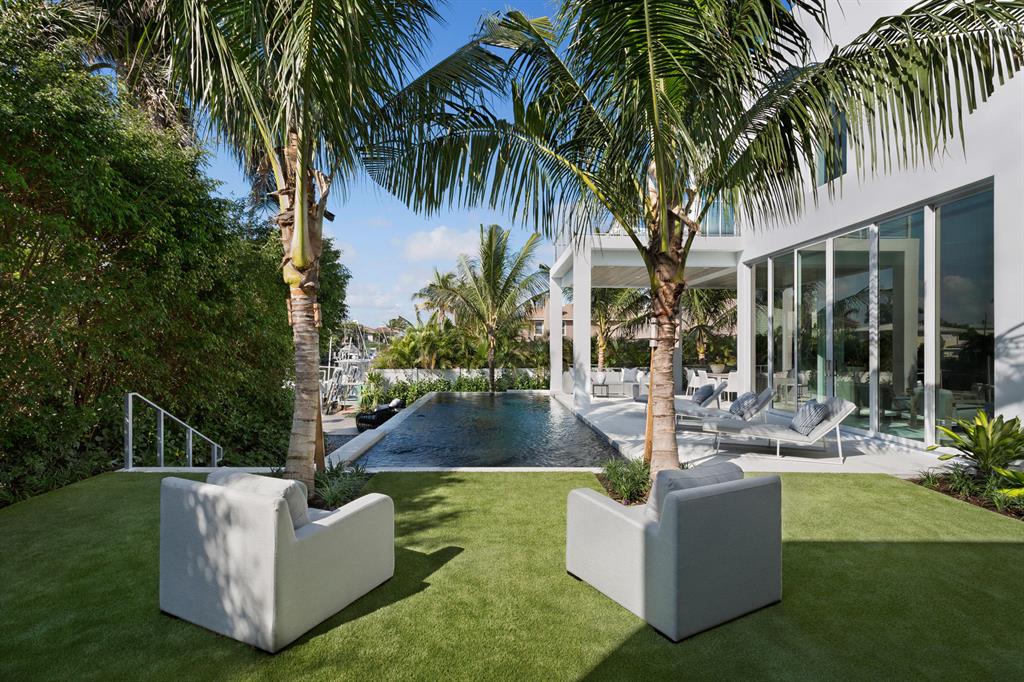 SEAGATE EXT IN - Residential