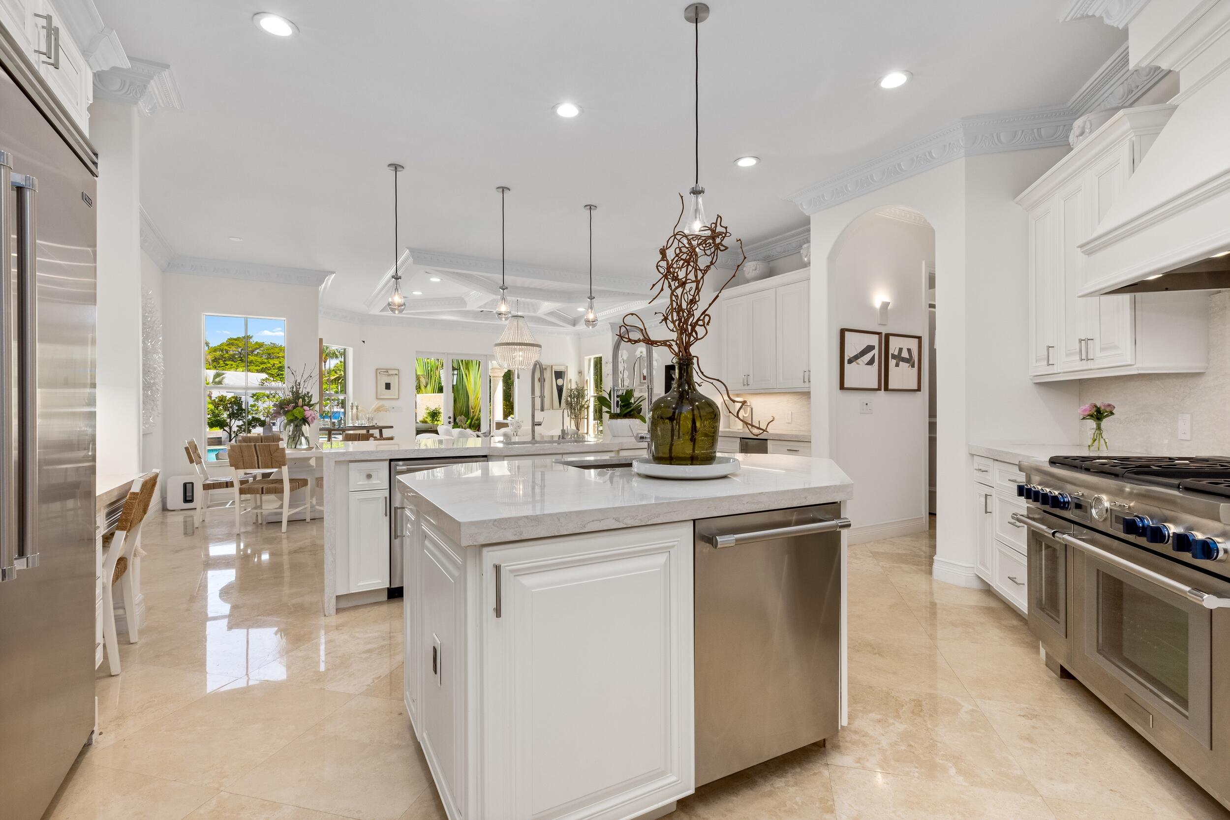 LAKE ROGERS ISLE - Residential