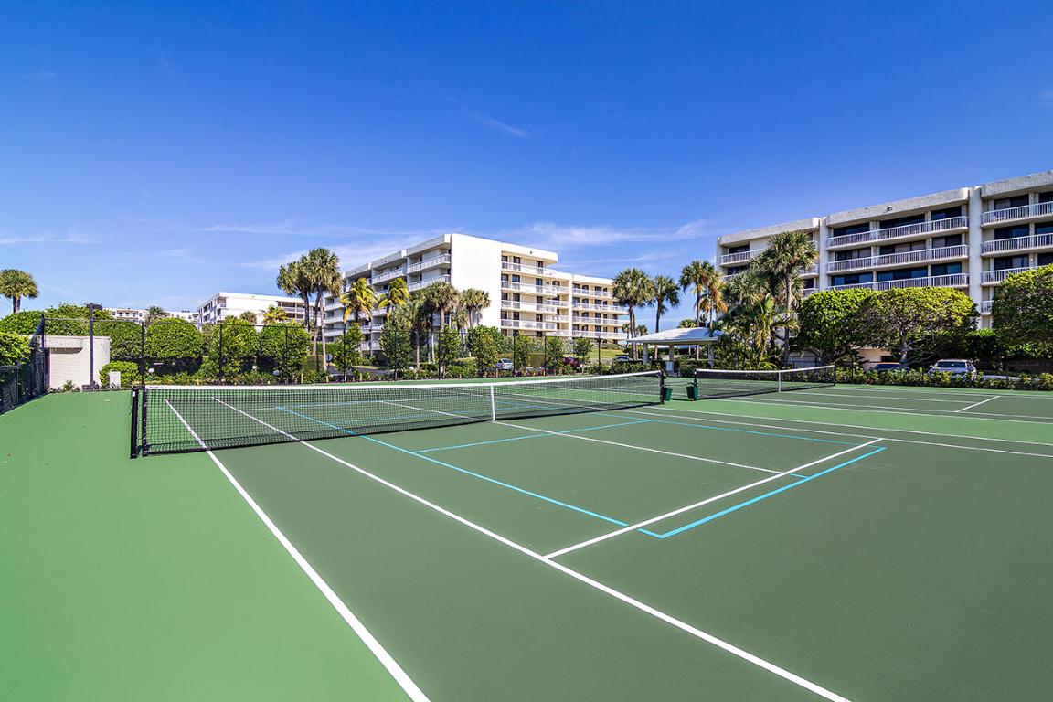 MERIDIAN OF PALM BEACH CONDO - Residential