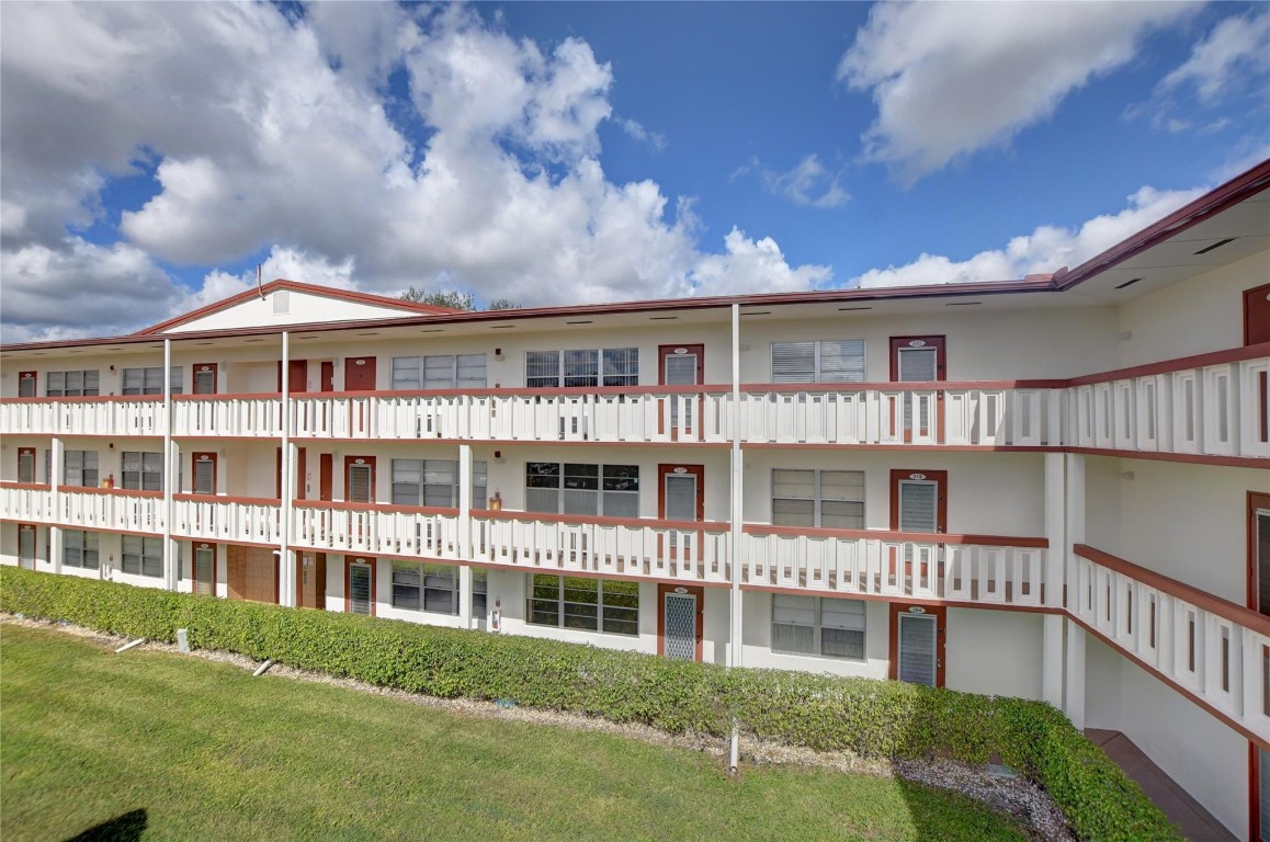 CENTURY VILLAGE - Residential