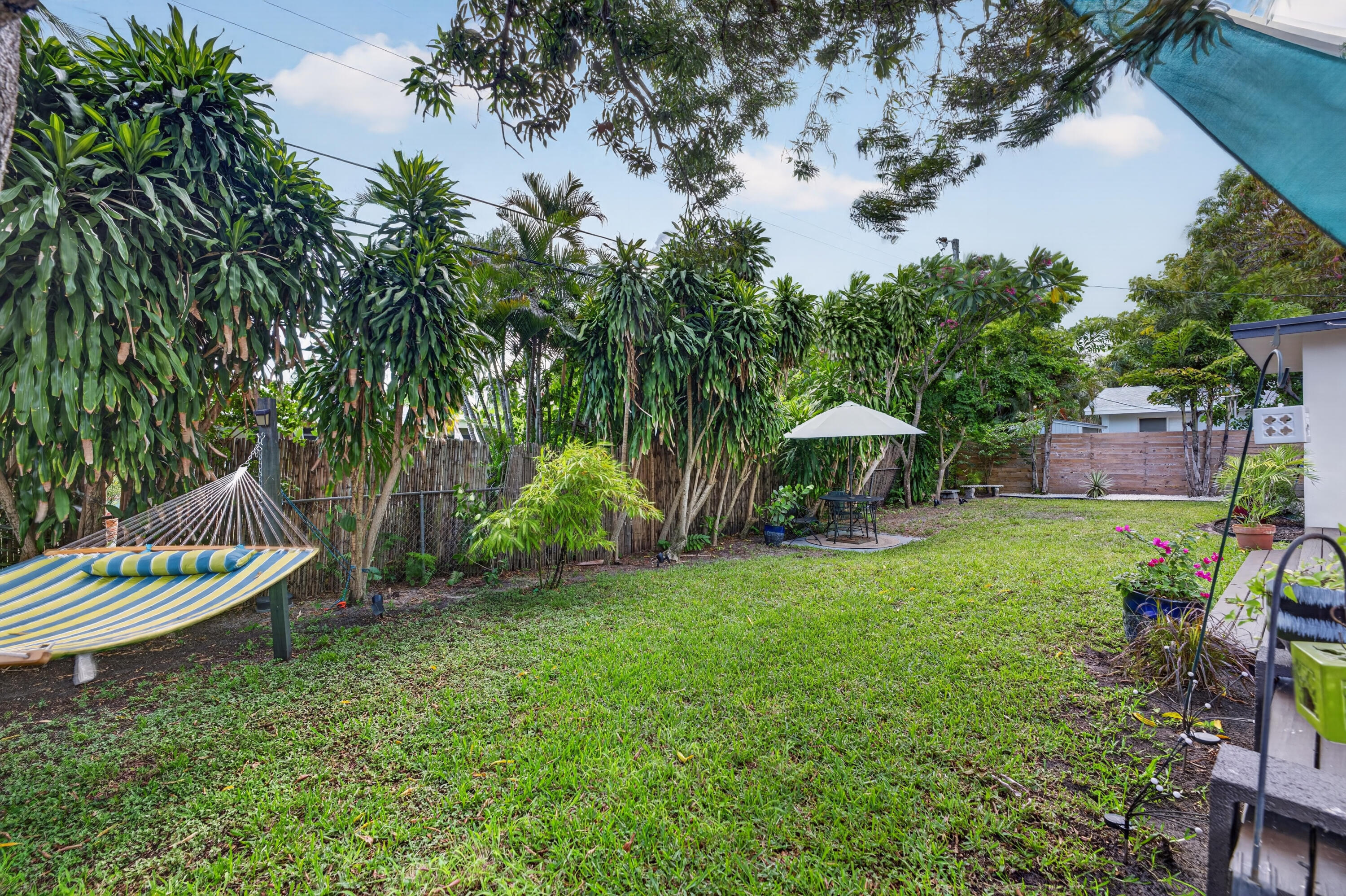 TOD ACRES COUNTRY CLUB SEC - Residential