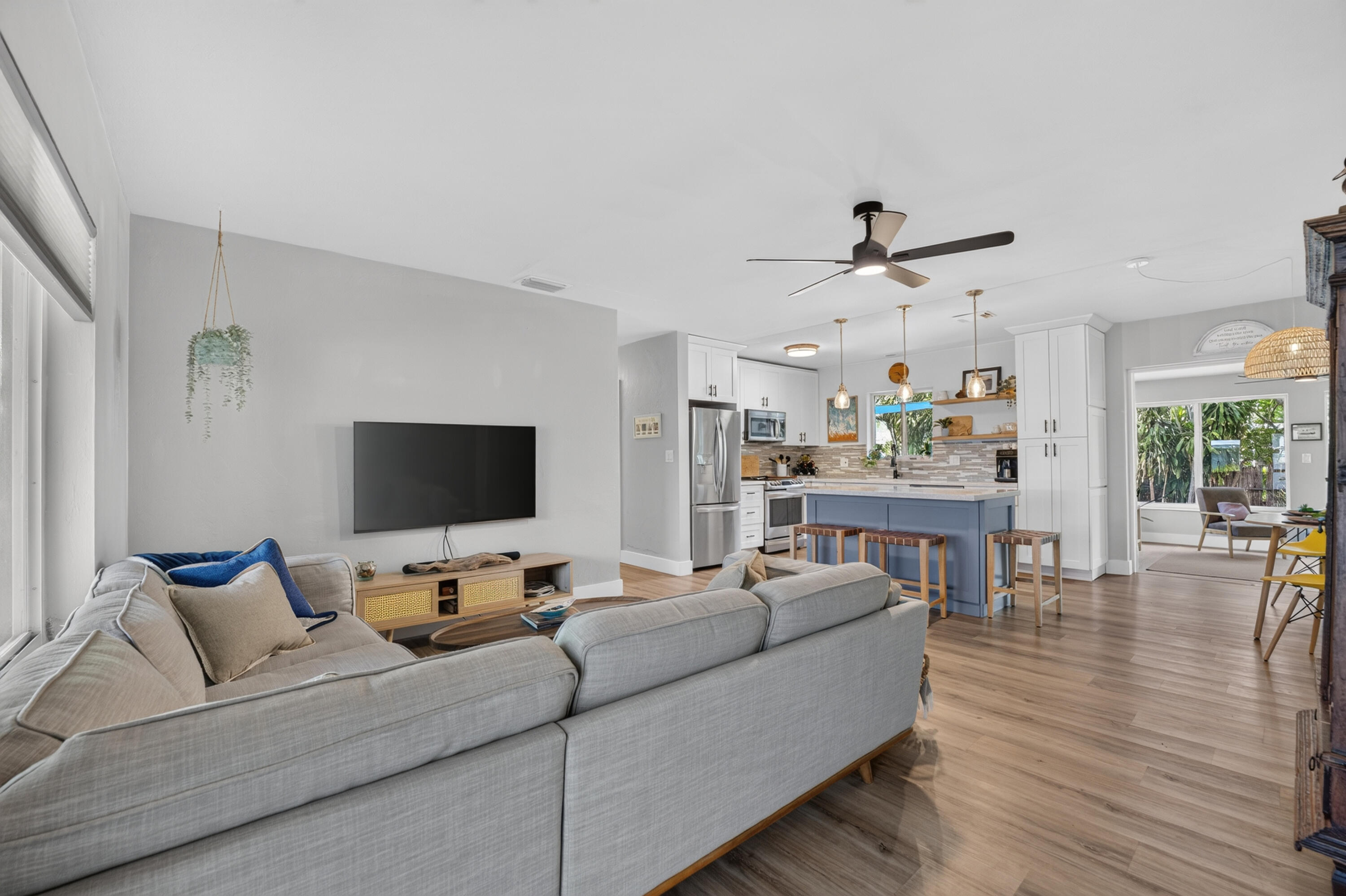 TOD ACRES COUNTRY CLUB SEC - Residential