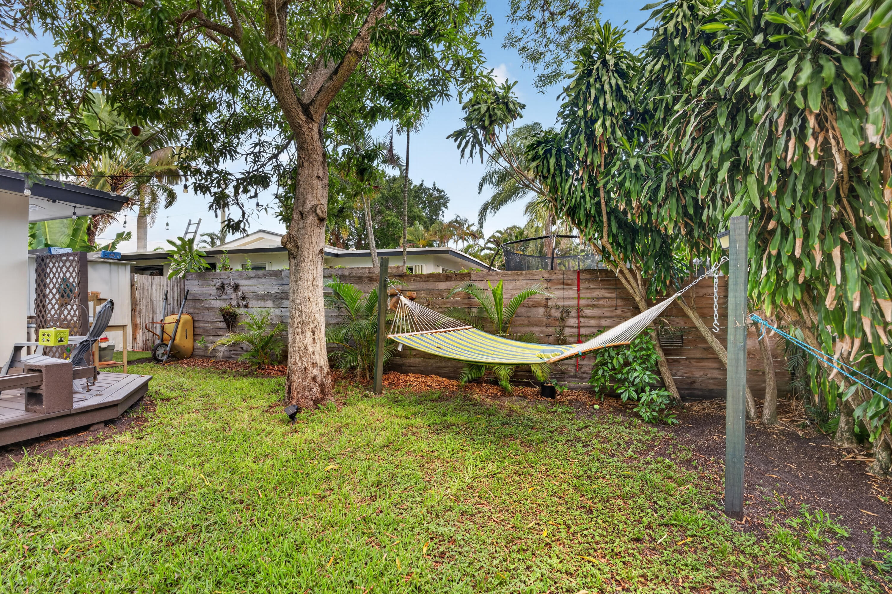 TOD ACRES COUNTRY CLUB SEC - Residential