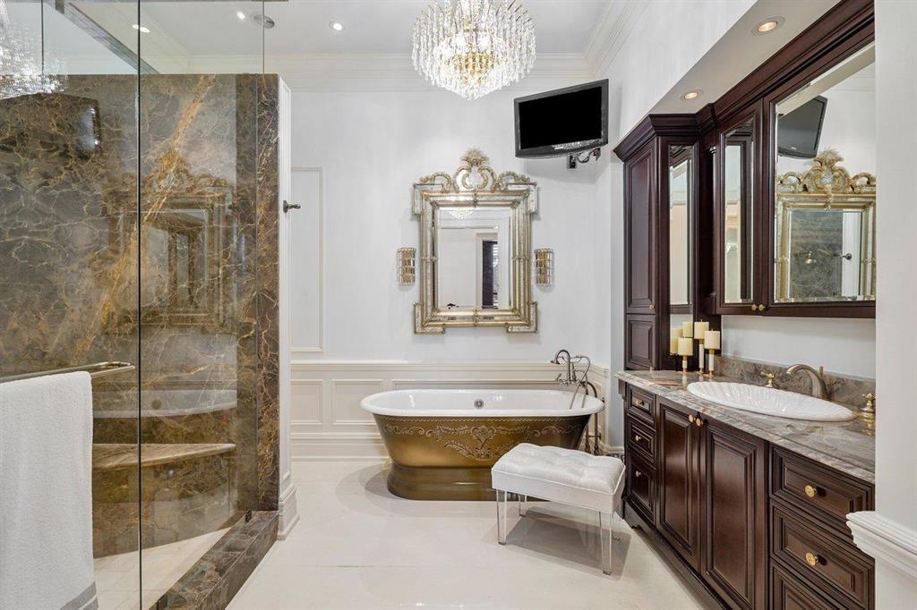 STILWELL ISLES - Residential