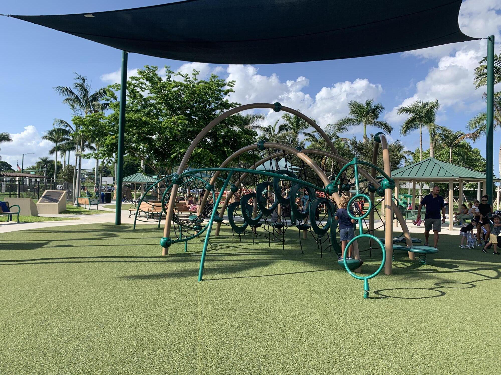 GREENVIEW SHORES 2 OF WELLINGTON - Residential Lease