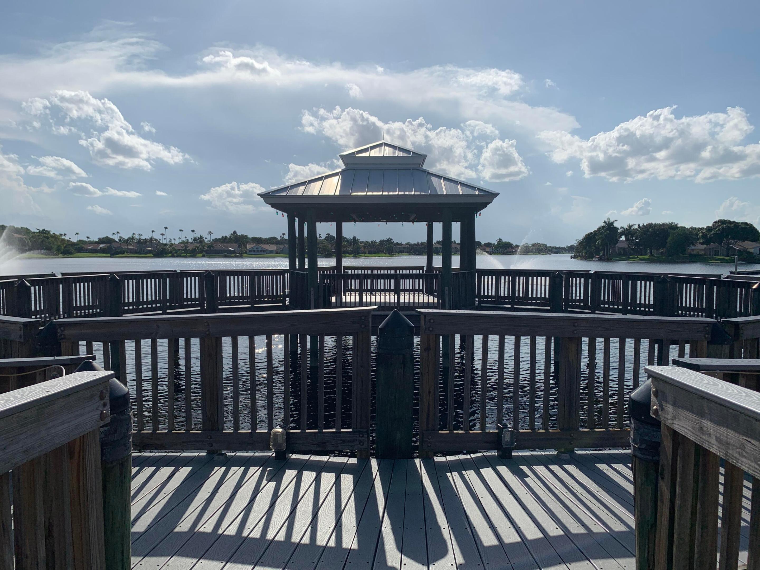 GREENVIEW SHORES 2 OF WELLINGTON - Residential Lease