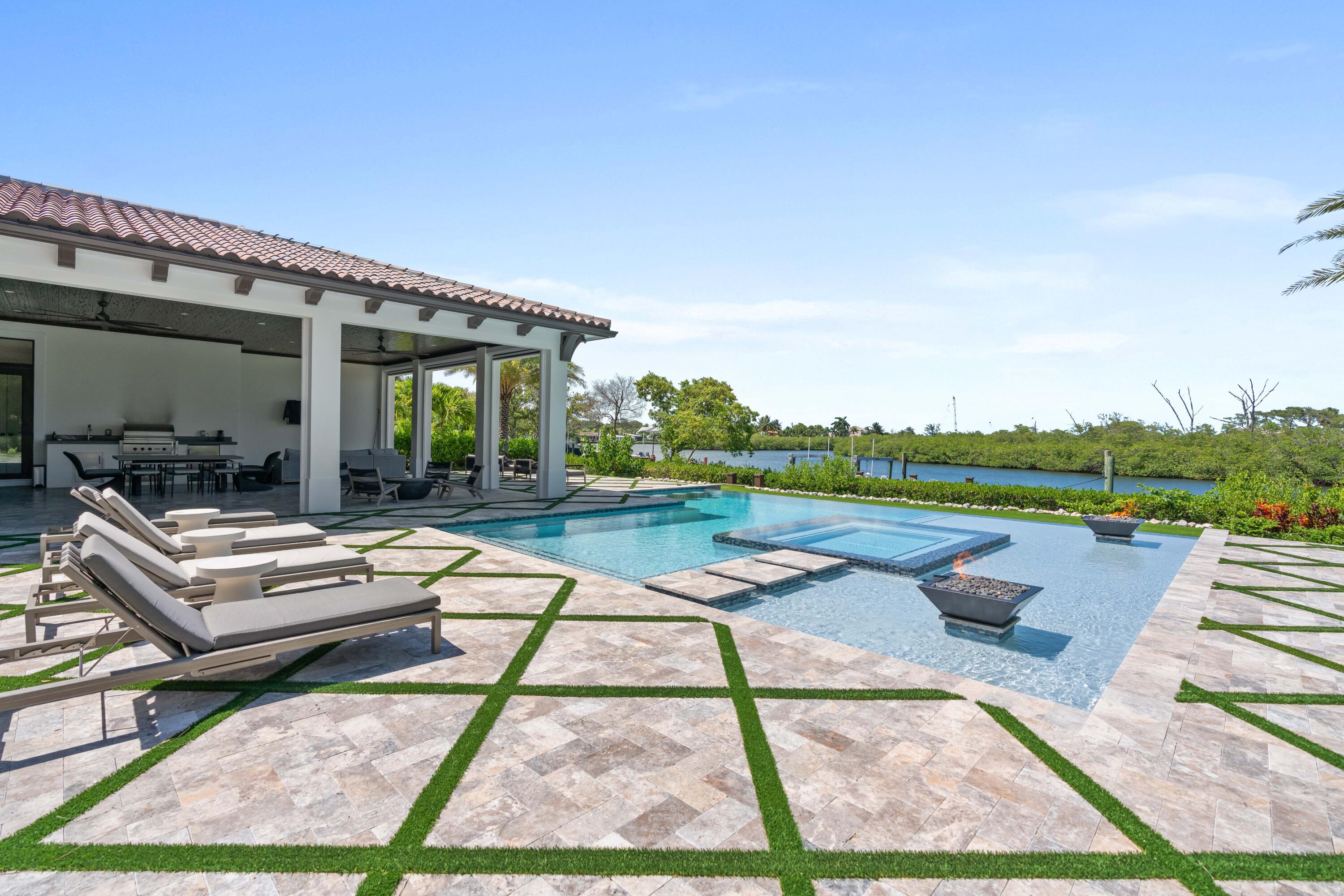 SAWFISH BAY COLONY - Residential