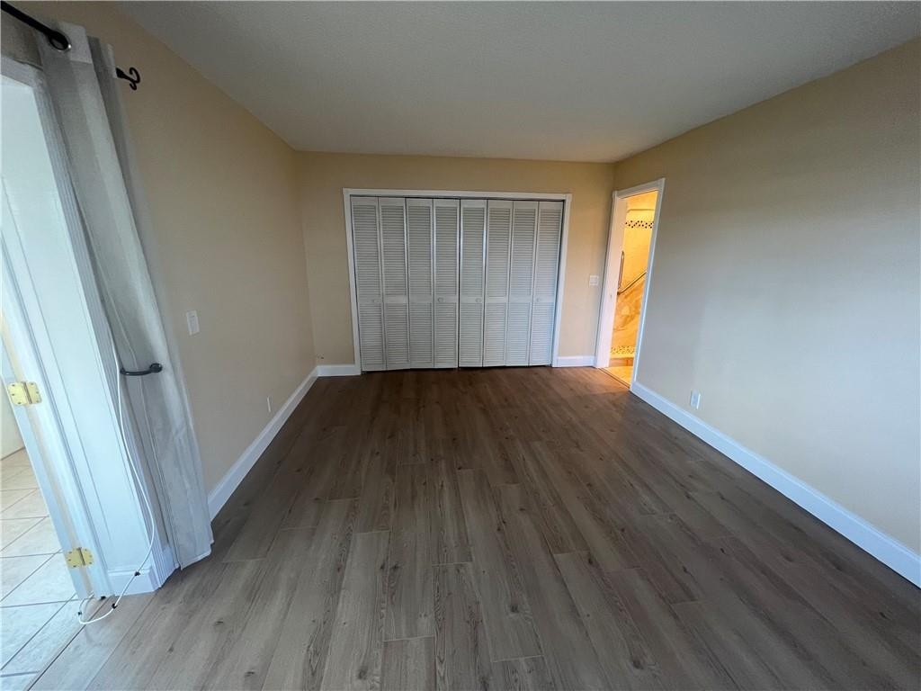 KINGS POINT SAXONY CONDOS - Residential