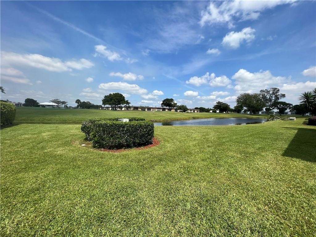 KINGS POINT SAXONY CONDOS - Residential