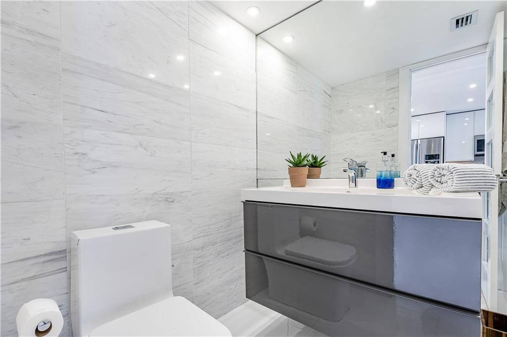 WHITE EGRET - Residential