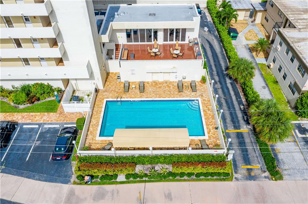 WHITE EGRET - Residential