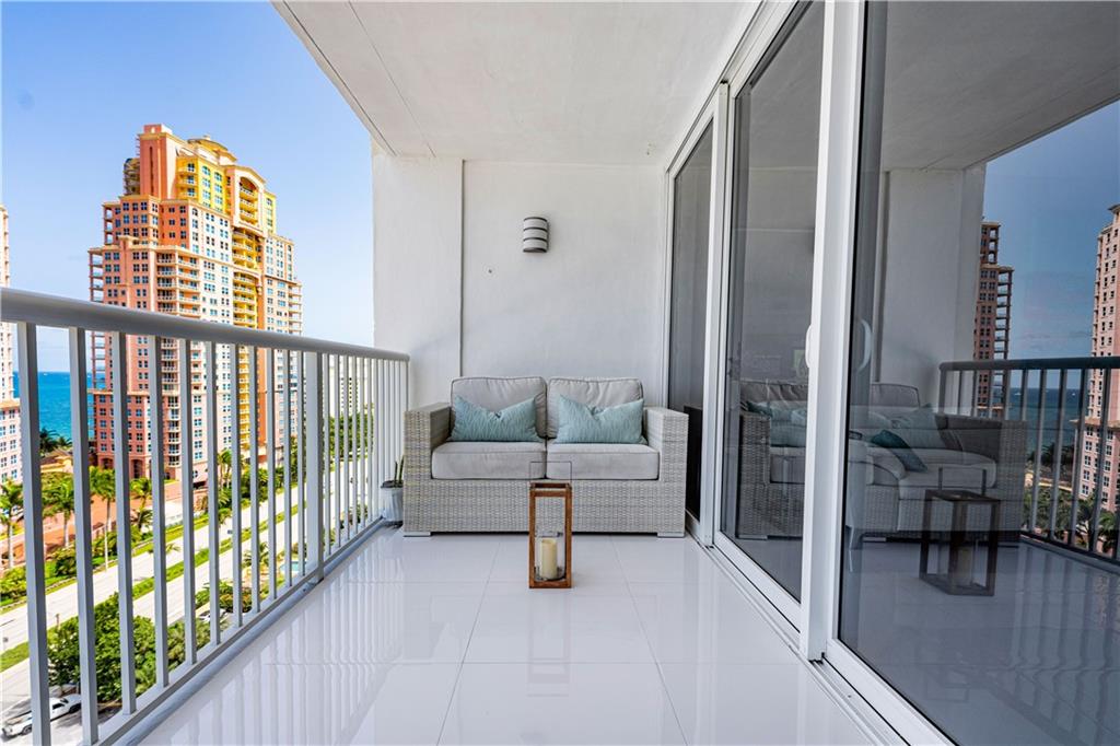 WHITE EGRET - Residential
