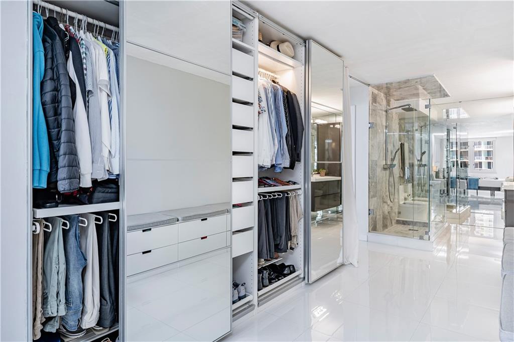 WHITE EGRET - Residential