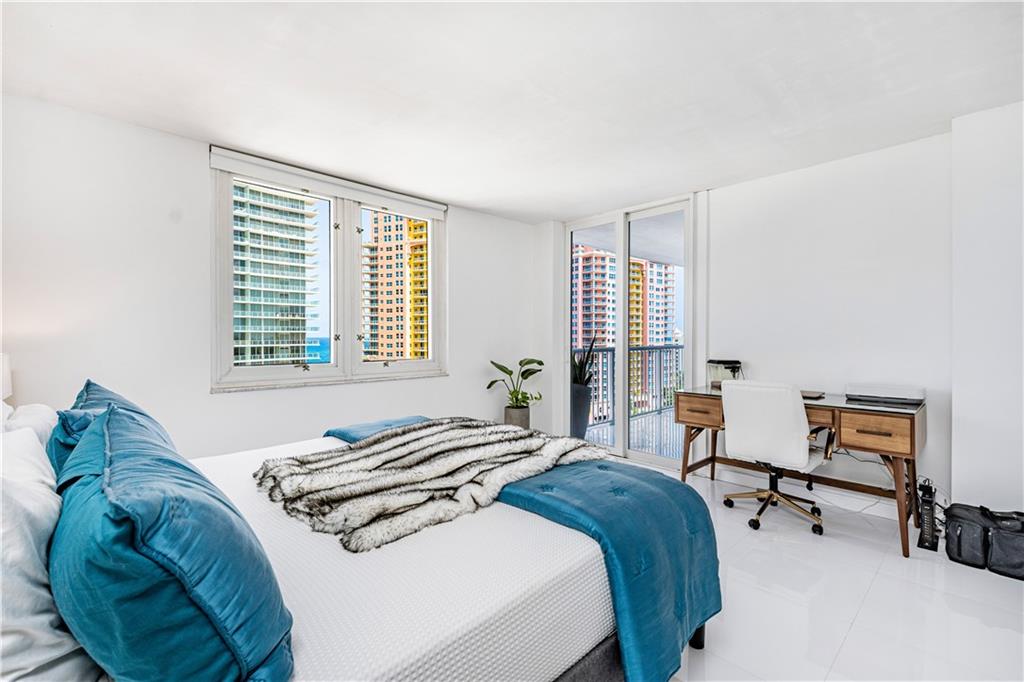 WHITE EGRET - Residential