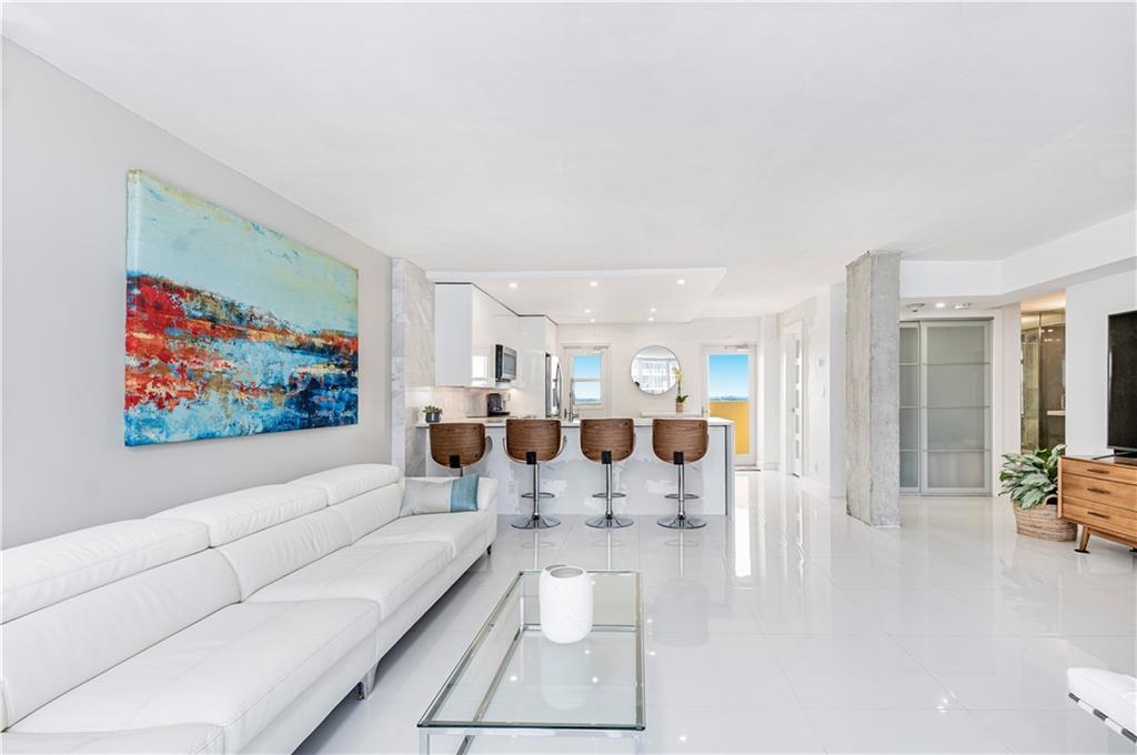 WHITE EGRET - Residential