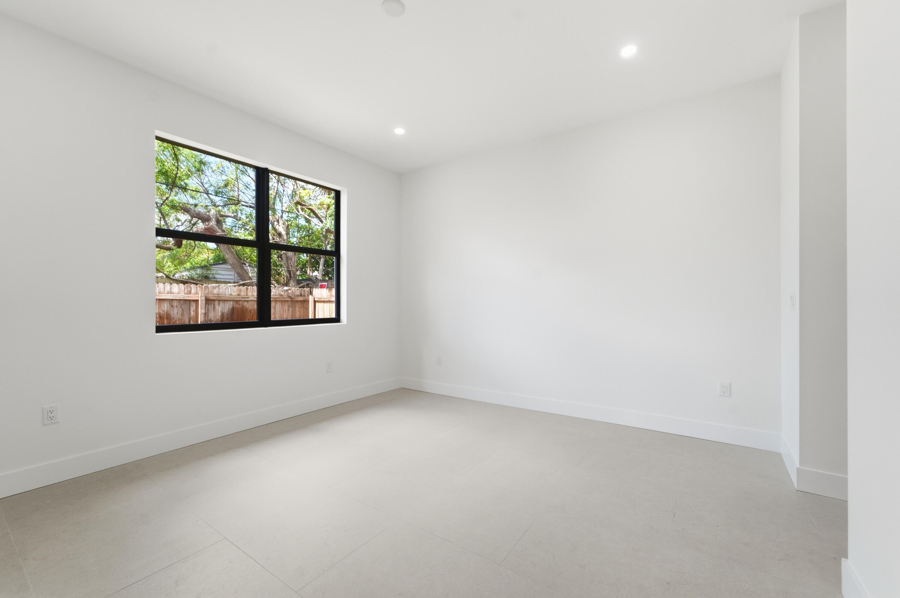 SEMINOLE HEIGHTS - Residential