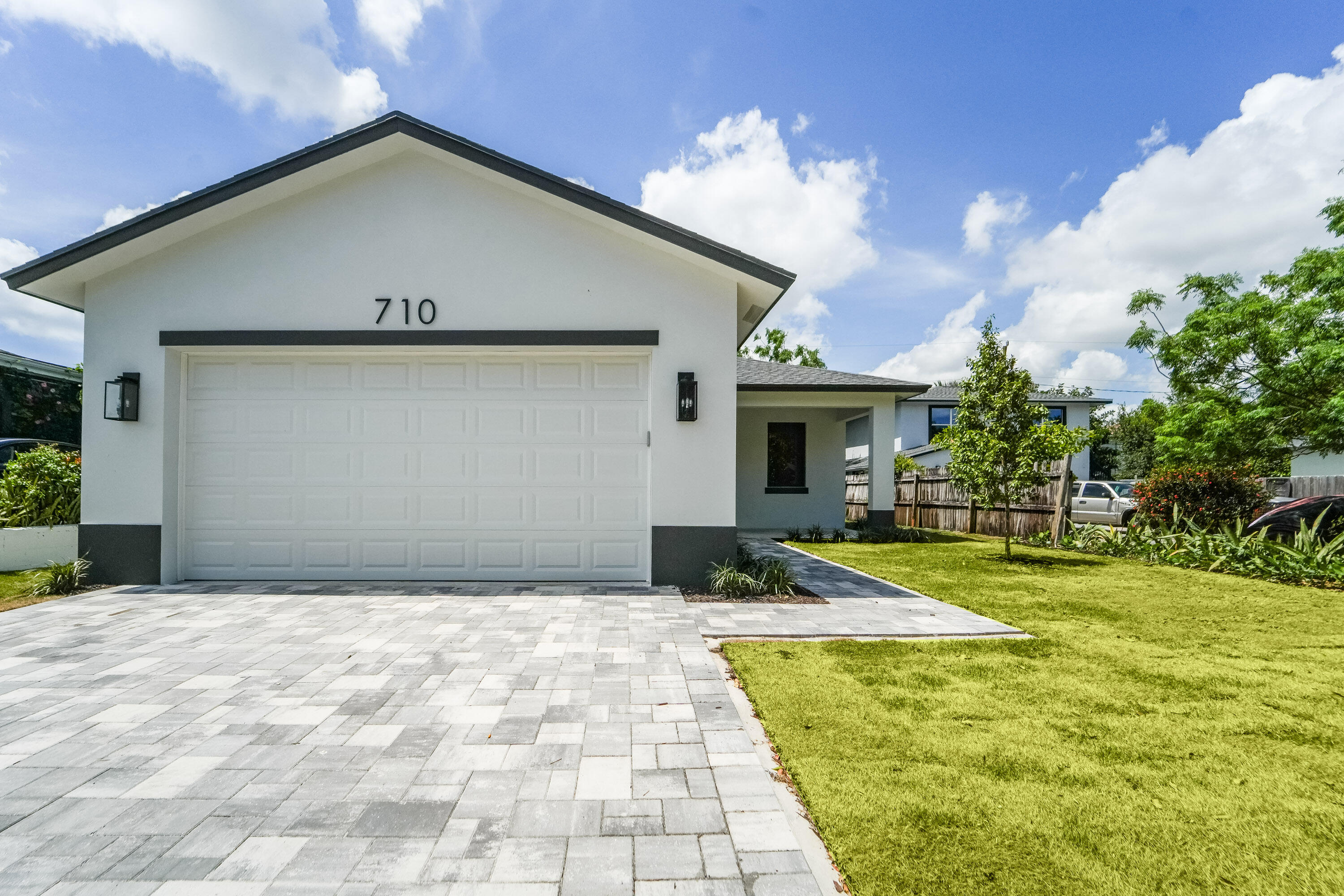 SEMINOLE HEIGHTS - Residential