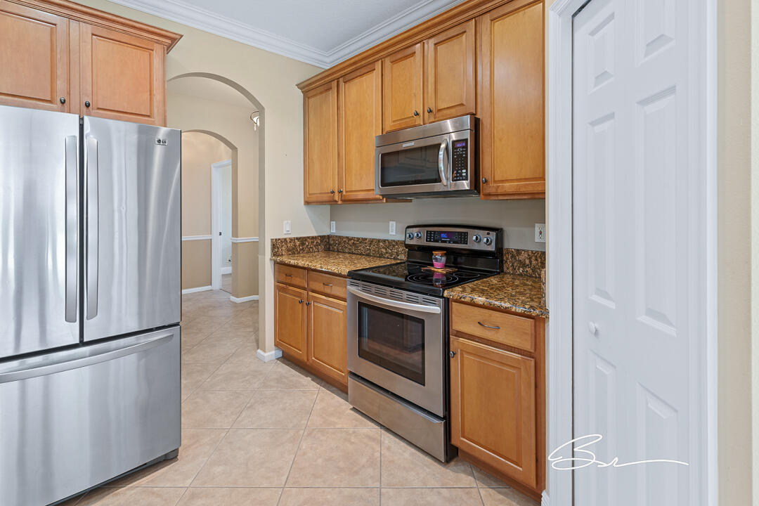 JENSEN BEACH COUNTRY CLUB - Residential