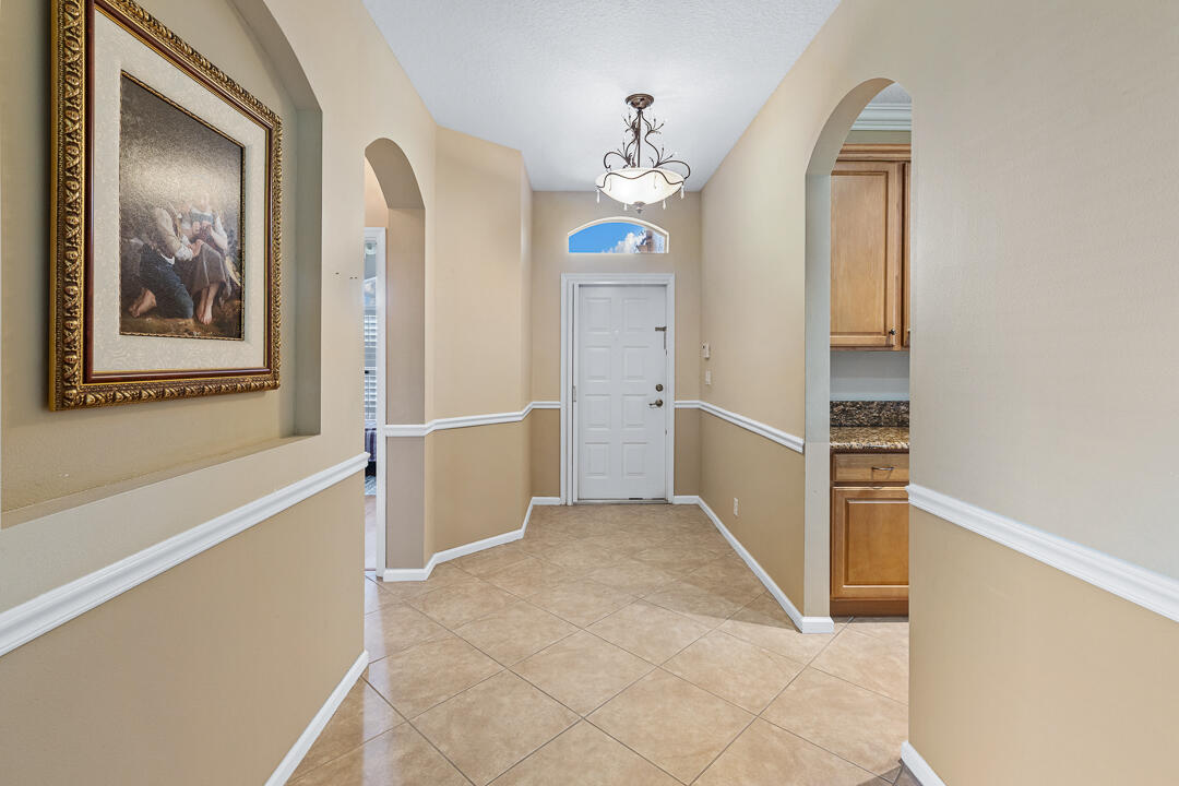 JENSEN BEACH COUNTRY CLUB - Residential