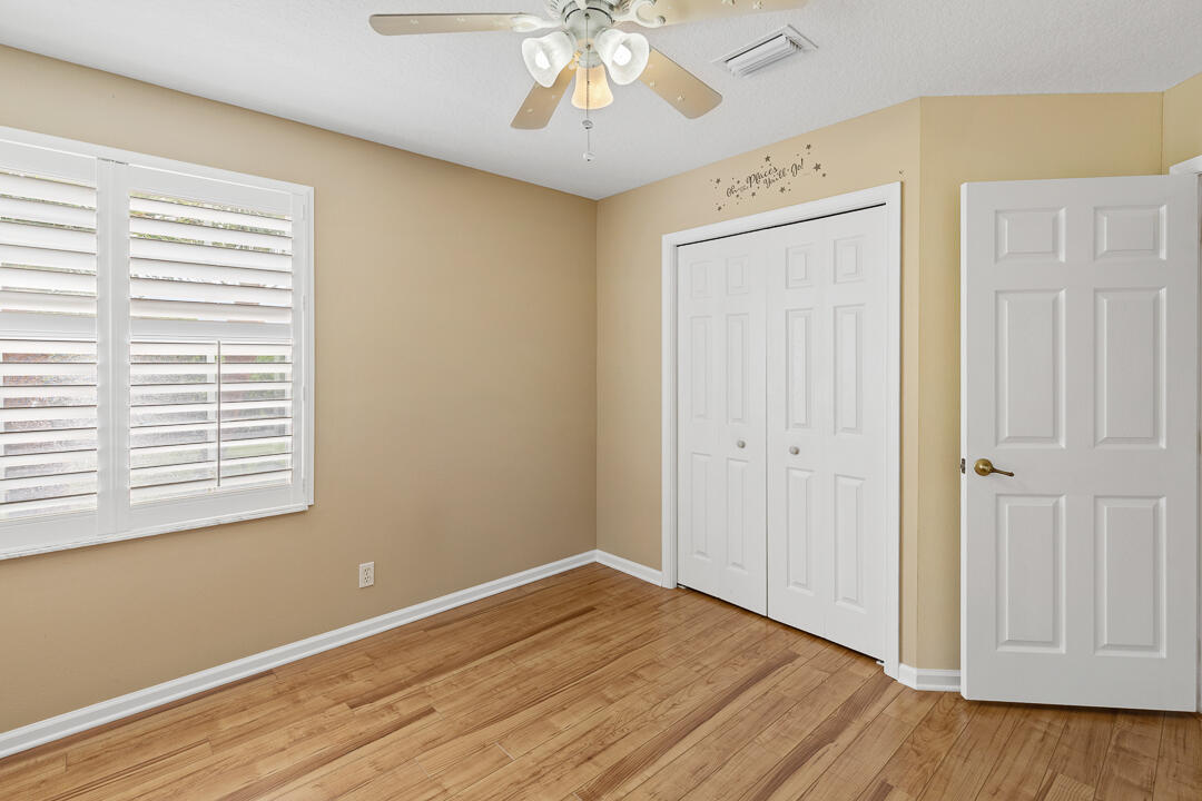 JENSEN BEACH COUNTRY CLUB - Residential