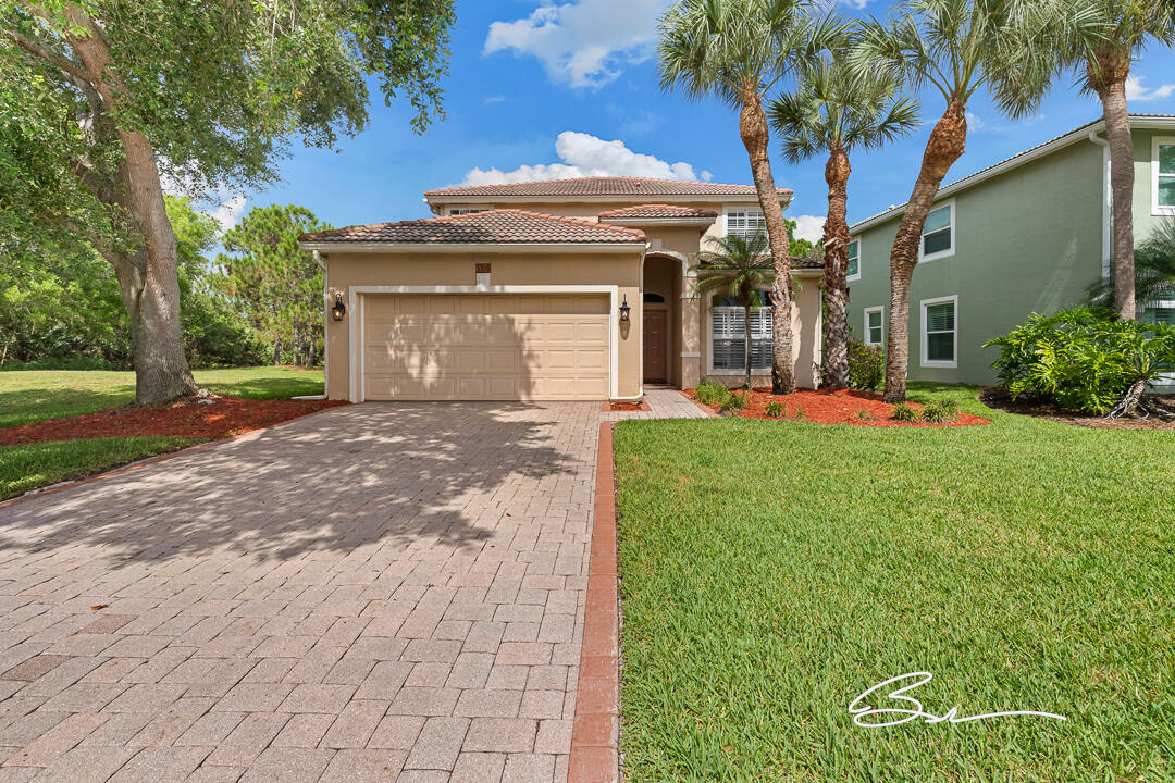 JENSEN BEACH COUNTRY CLUB - Residential
