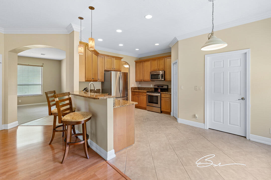 JENSEN BEACH COUNTRY CLUB - Residential