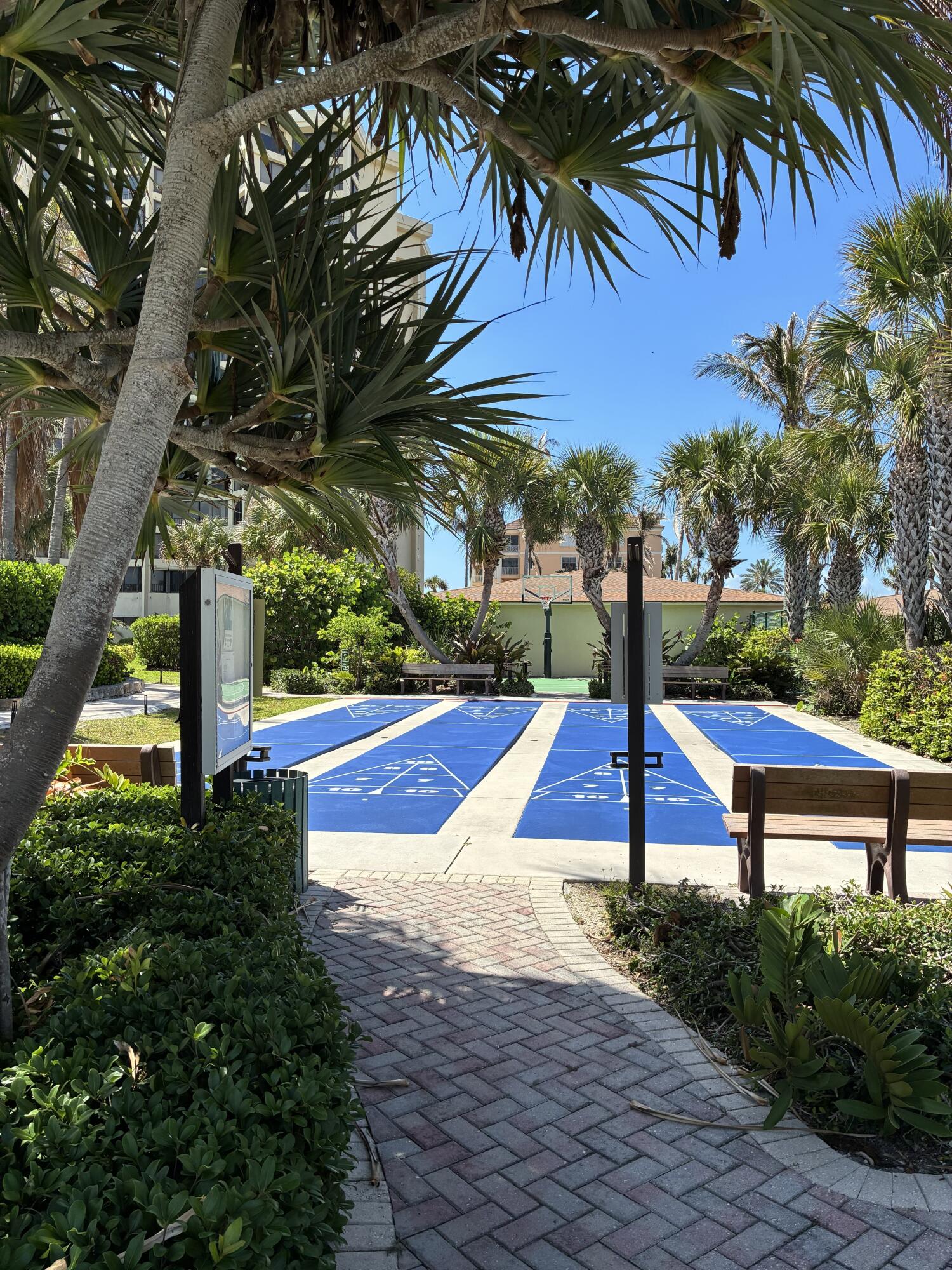 OCEAN VILLAS III CONDOMINIUM - Residential