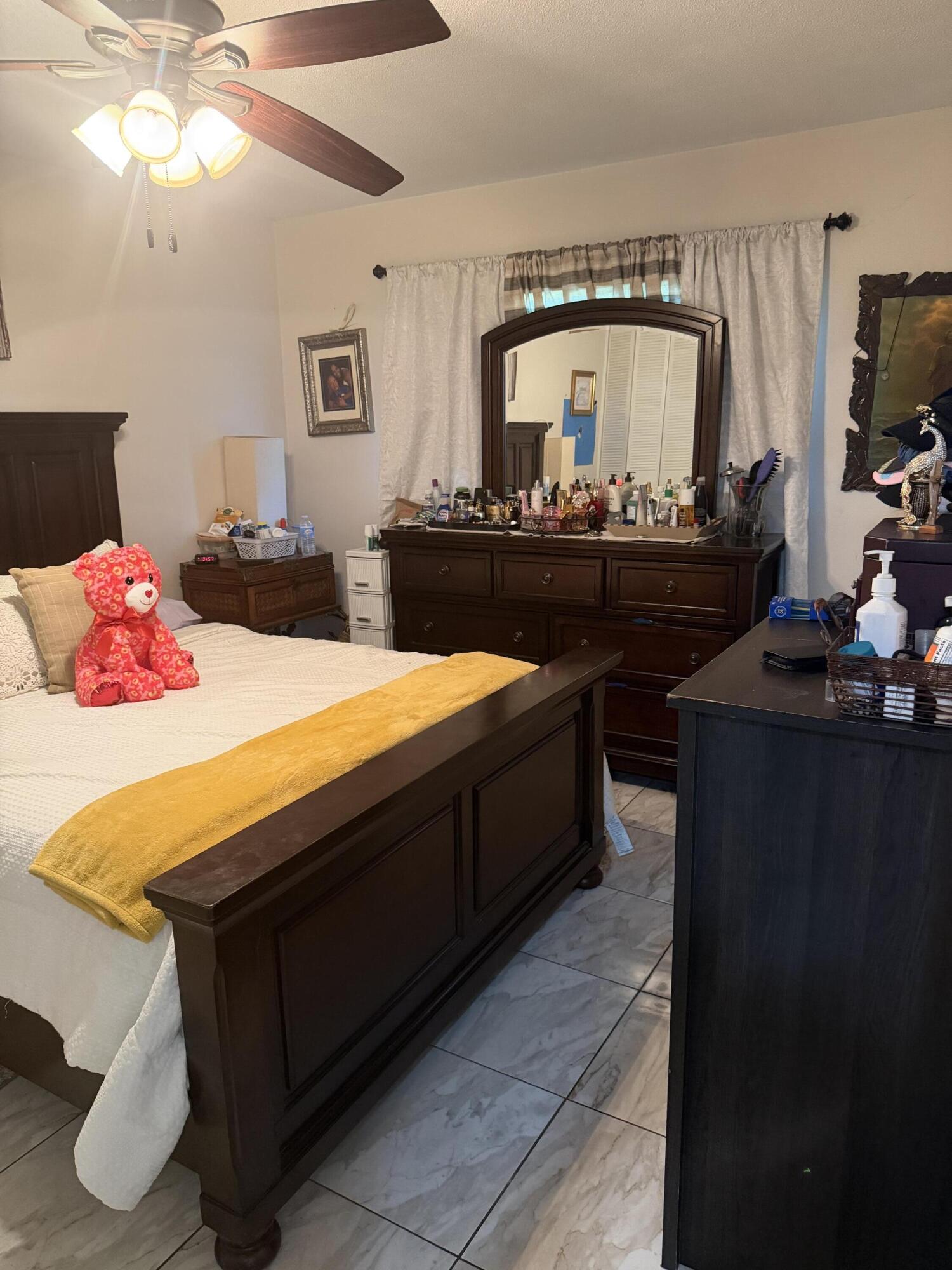 CRESTHAVEN VILLAS 11 CONDO - Residential Lease