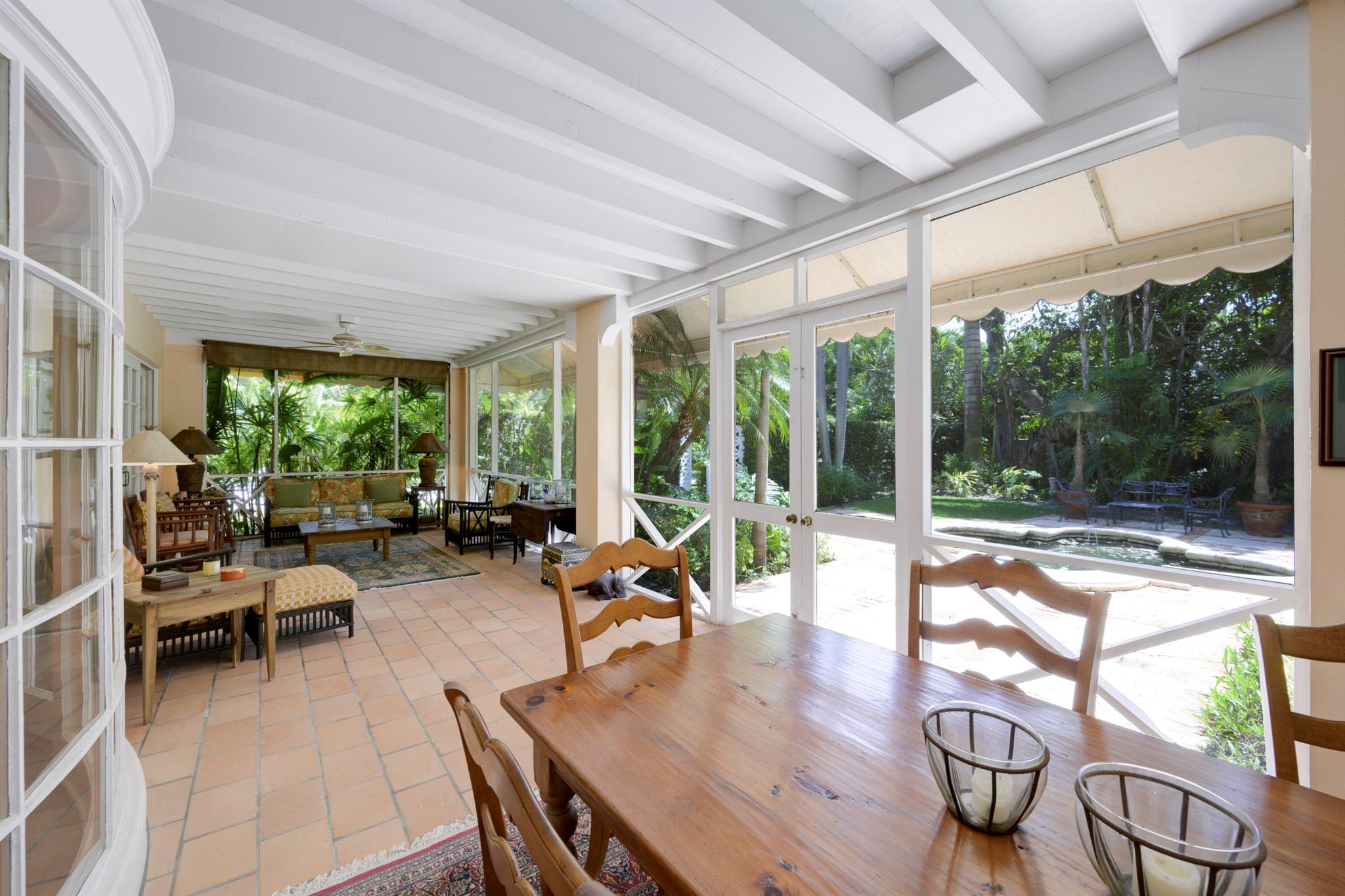 EL BRAVO PARK - Residential