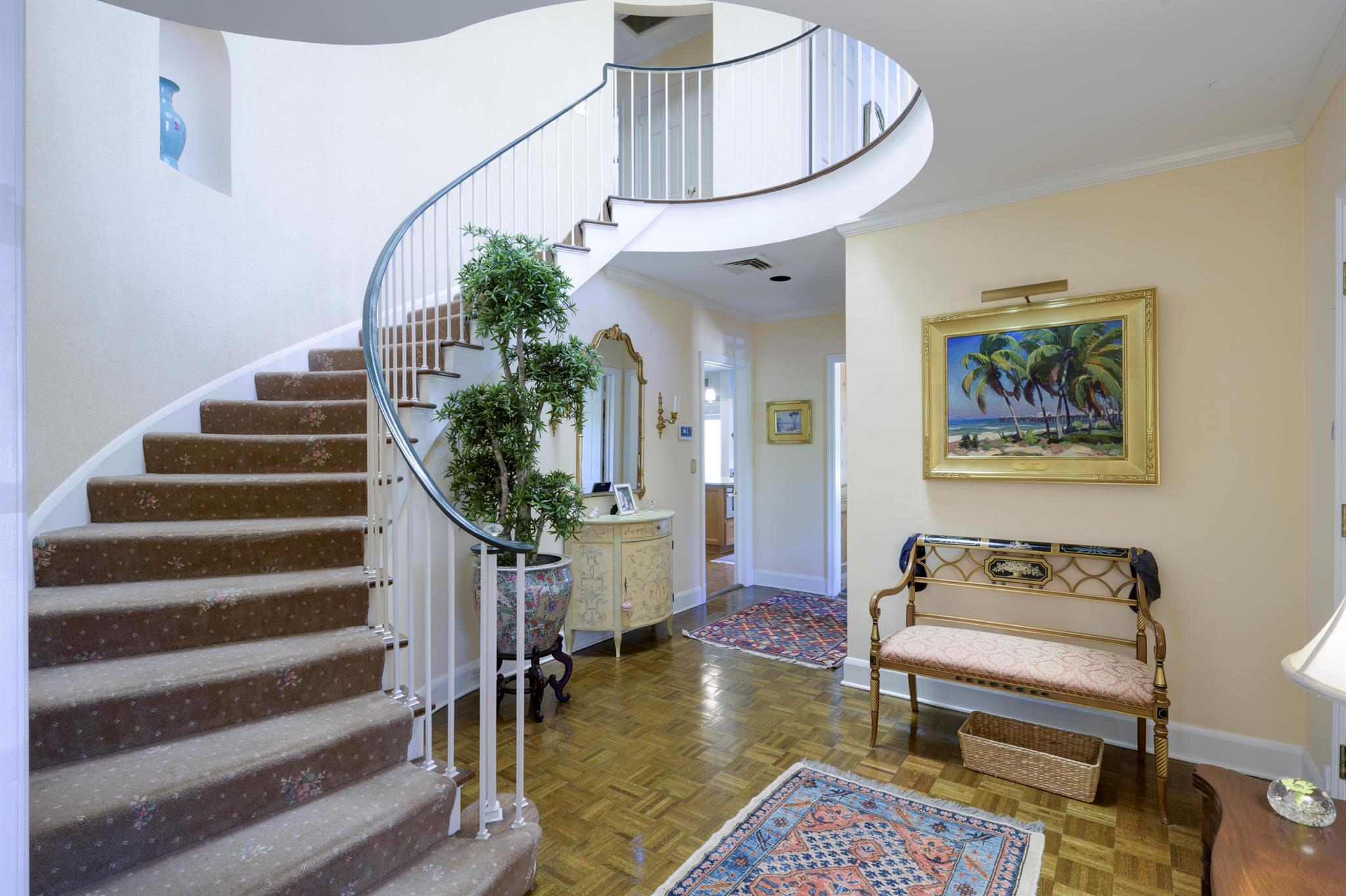 EL BRAVO PARK - Residential