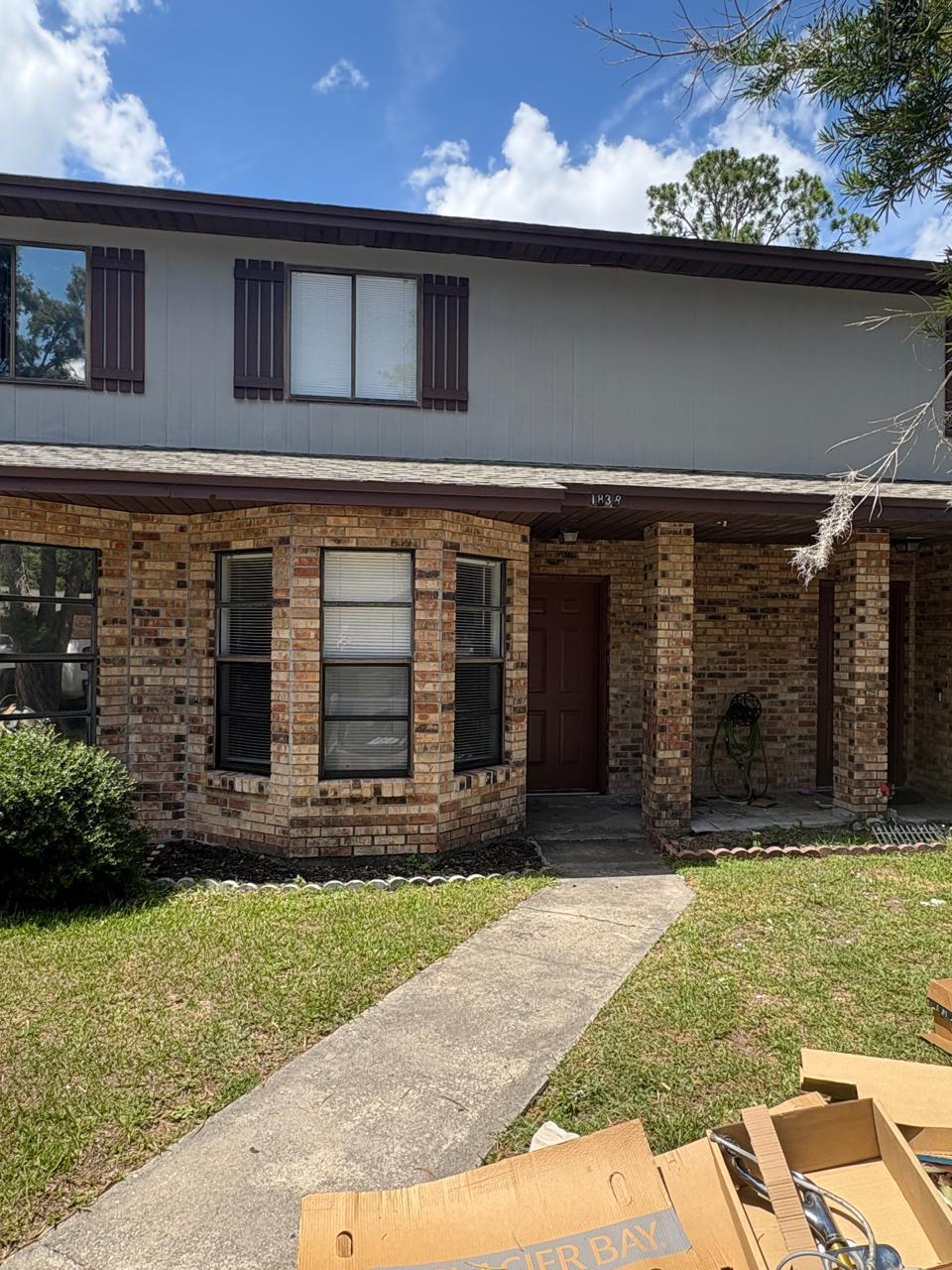 FOXHALL 2 CONDO PH 1 - Residential Lease