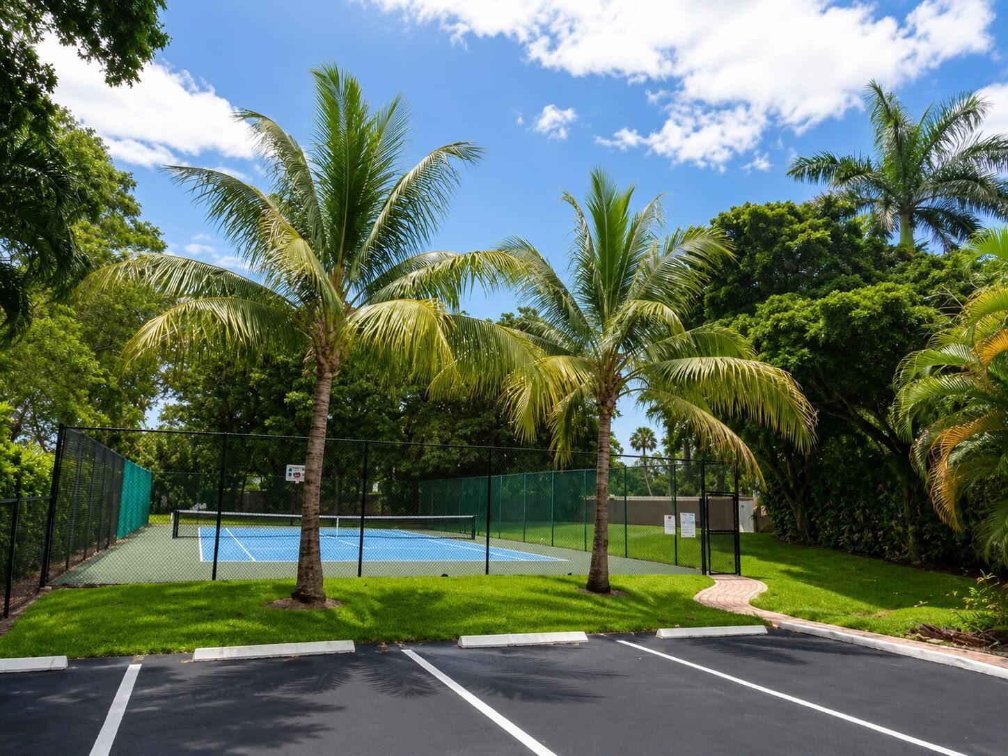GATEWAY GARDENS - Residential