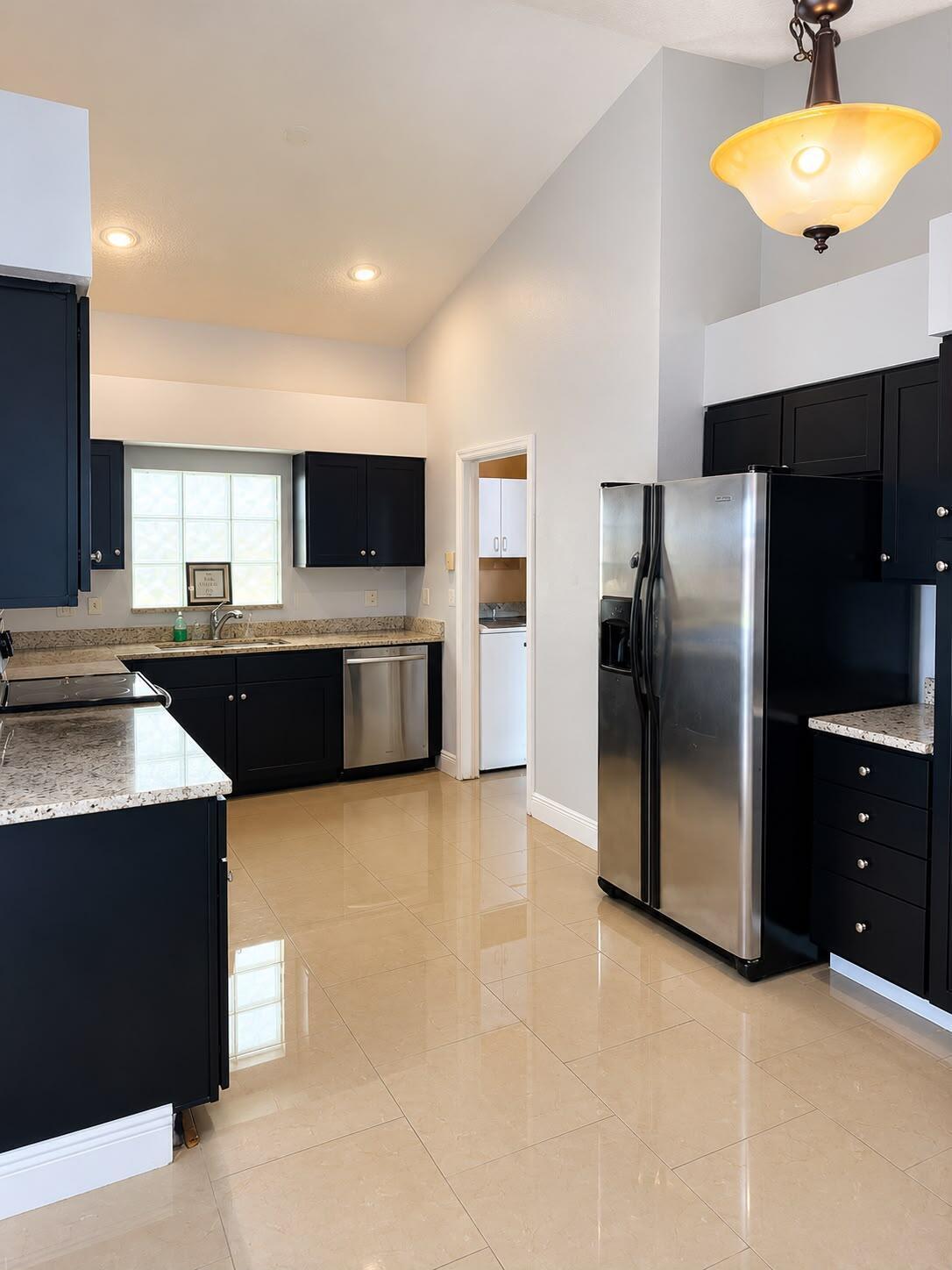 GATEWAY GARDENS - Residential