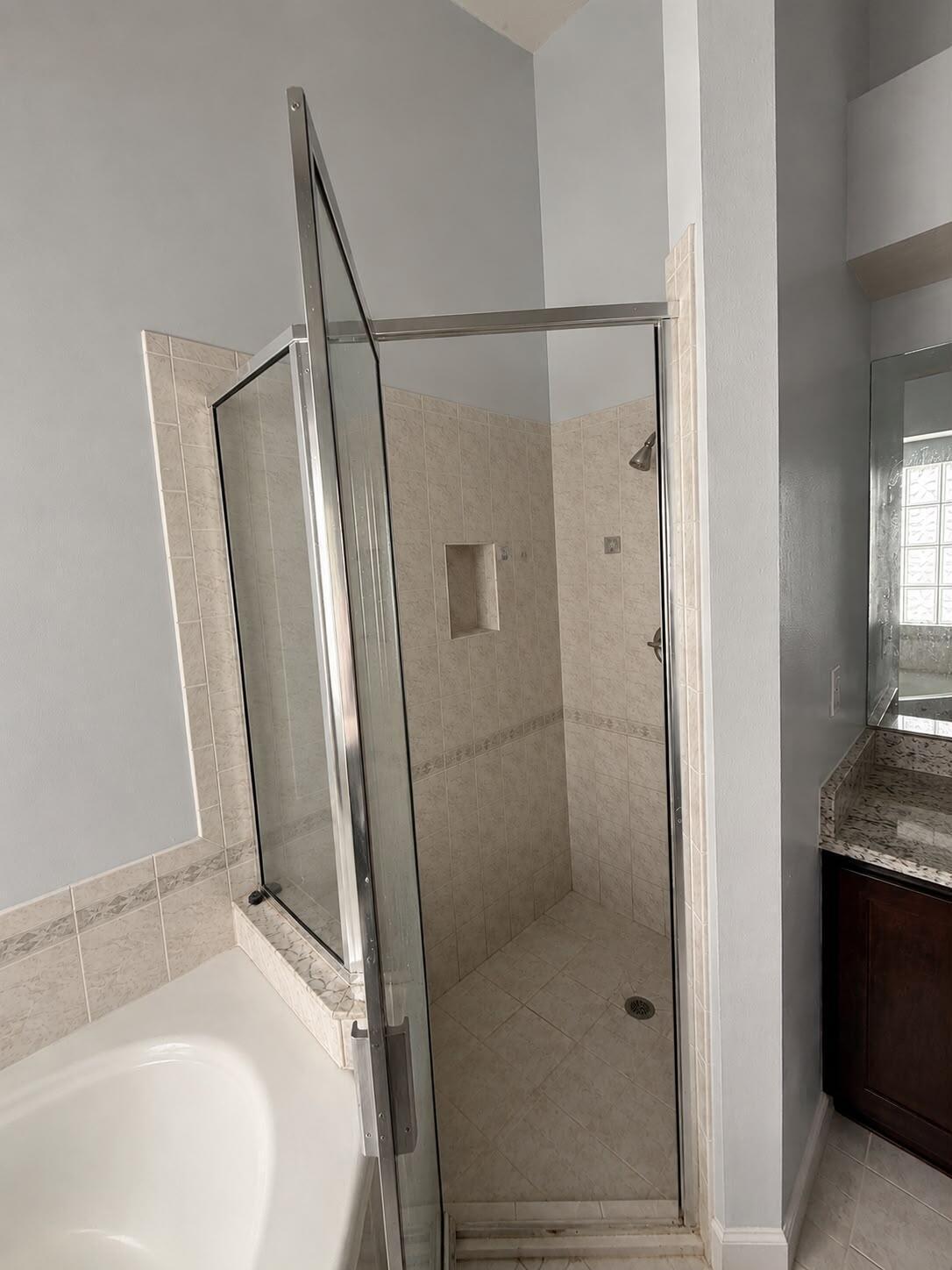 GATEWAY GARDENS - Residential