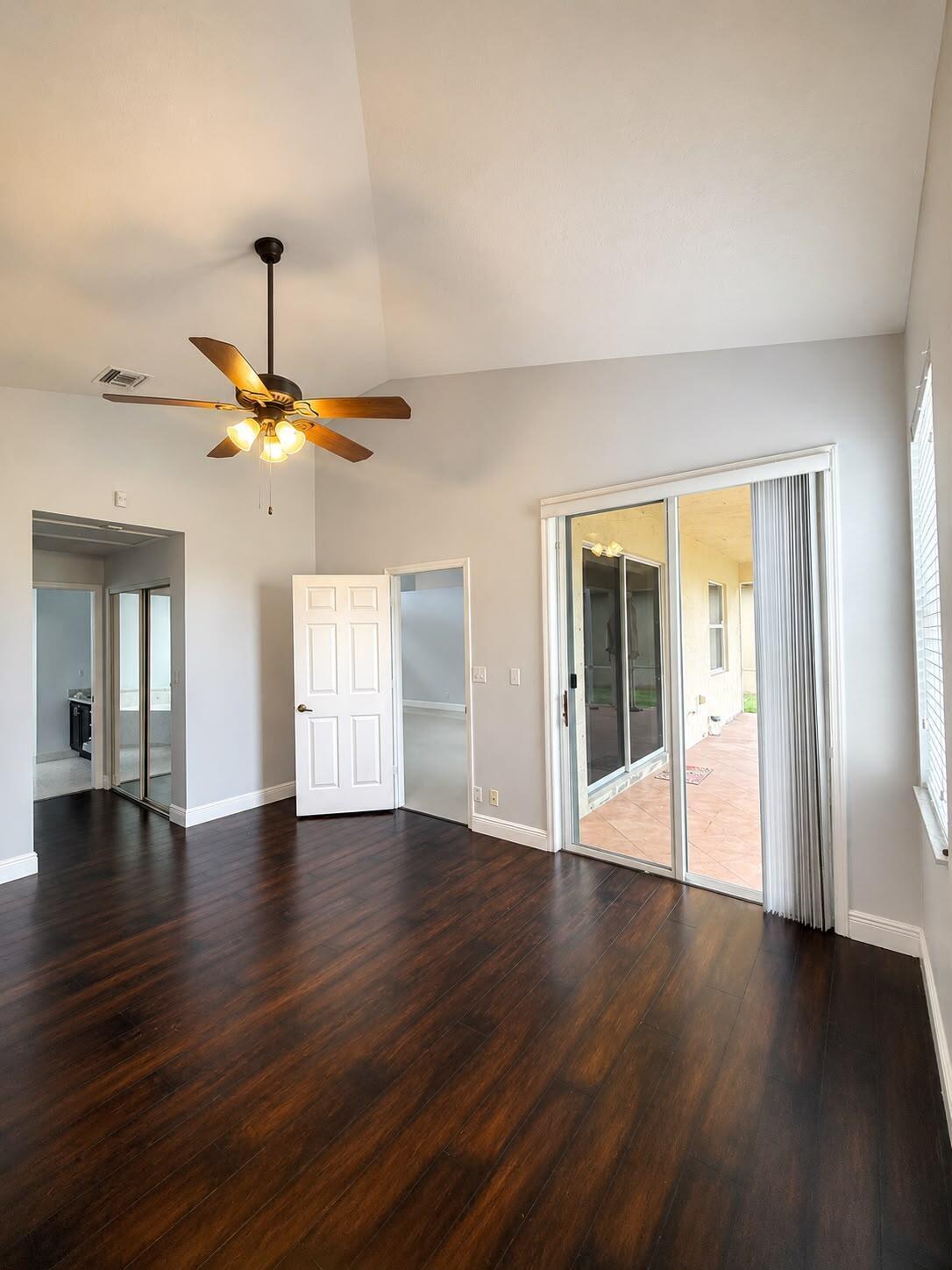 GATEWAY GARDENS - Residential