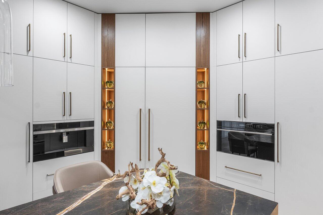 OAKS AT BOCA RATON - Residential