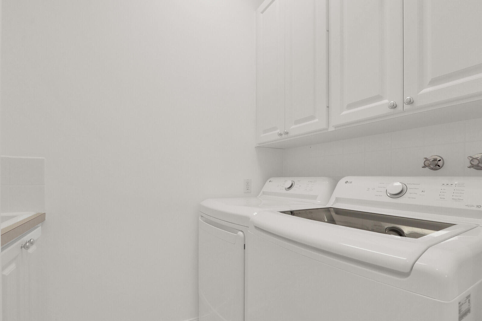 NEWHAVEN 7B PH 2 - Residential