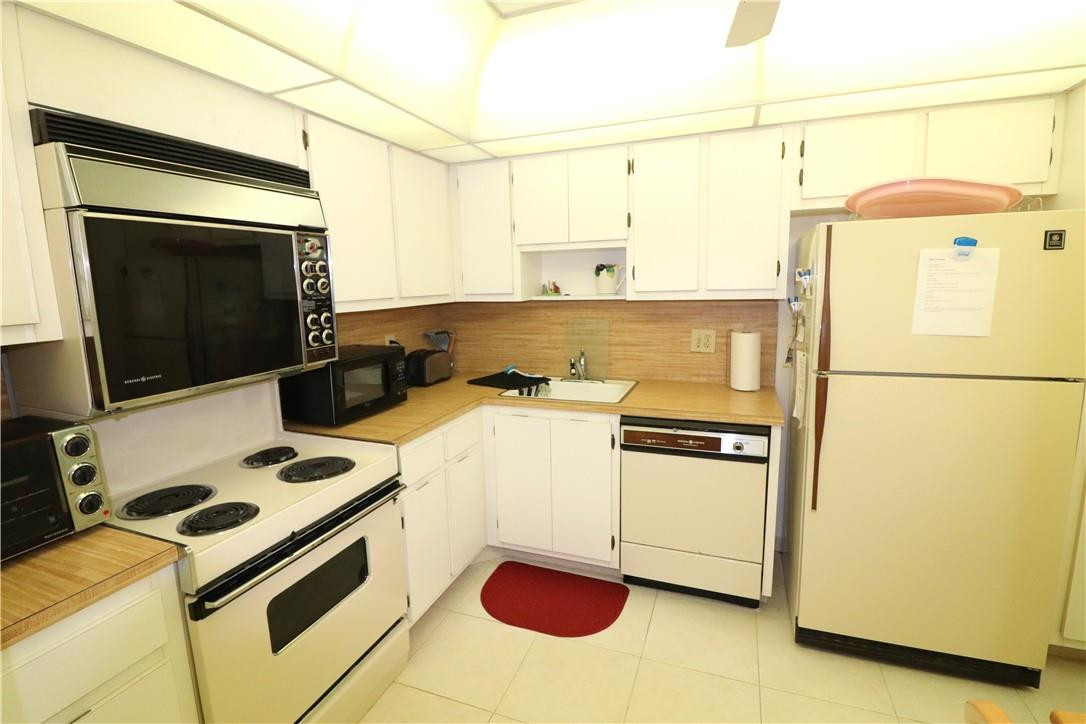 Palm Aire Country Club - Residential