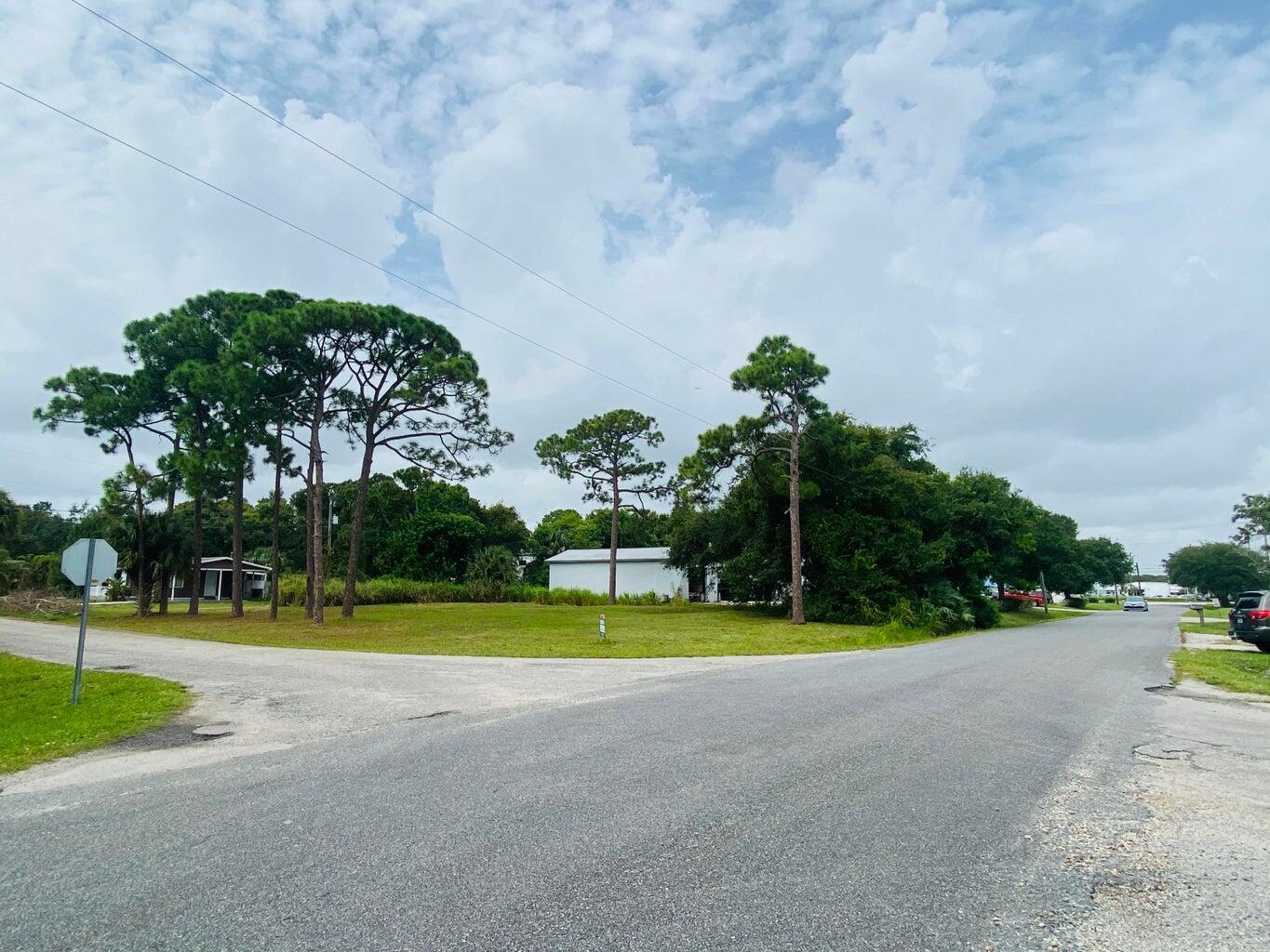 RUHLMAN SUBDIVISION - Land