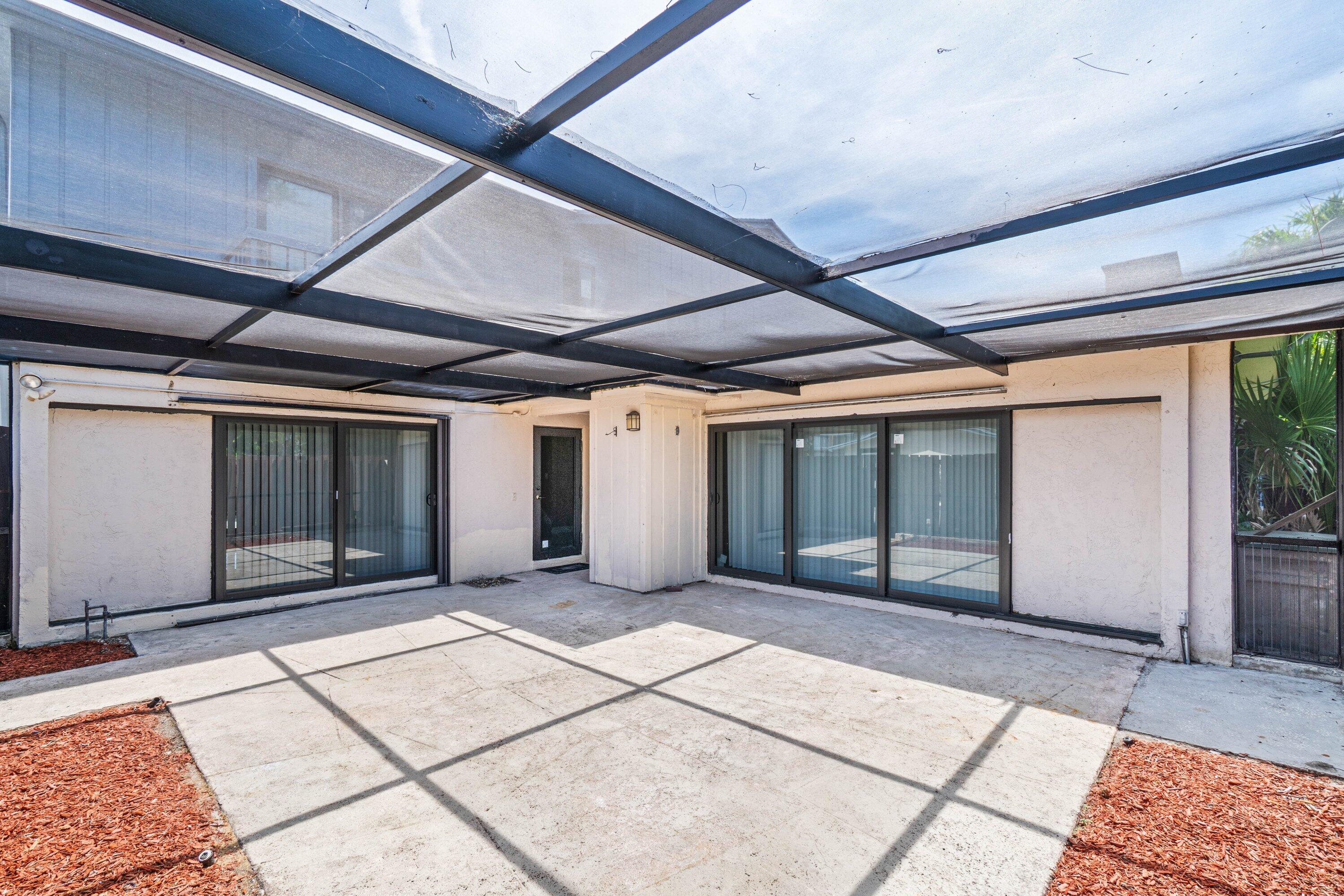 COUNTRY AS - Residential